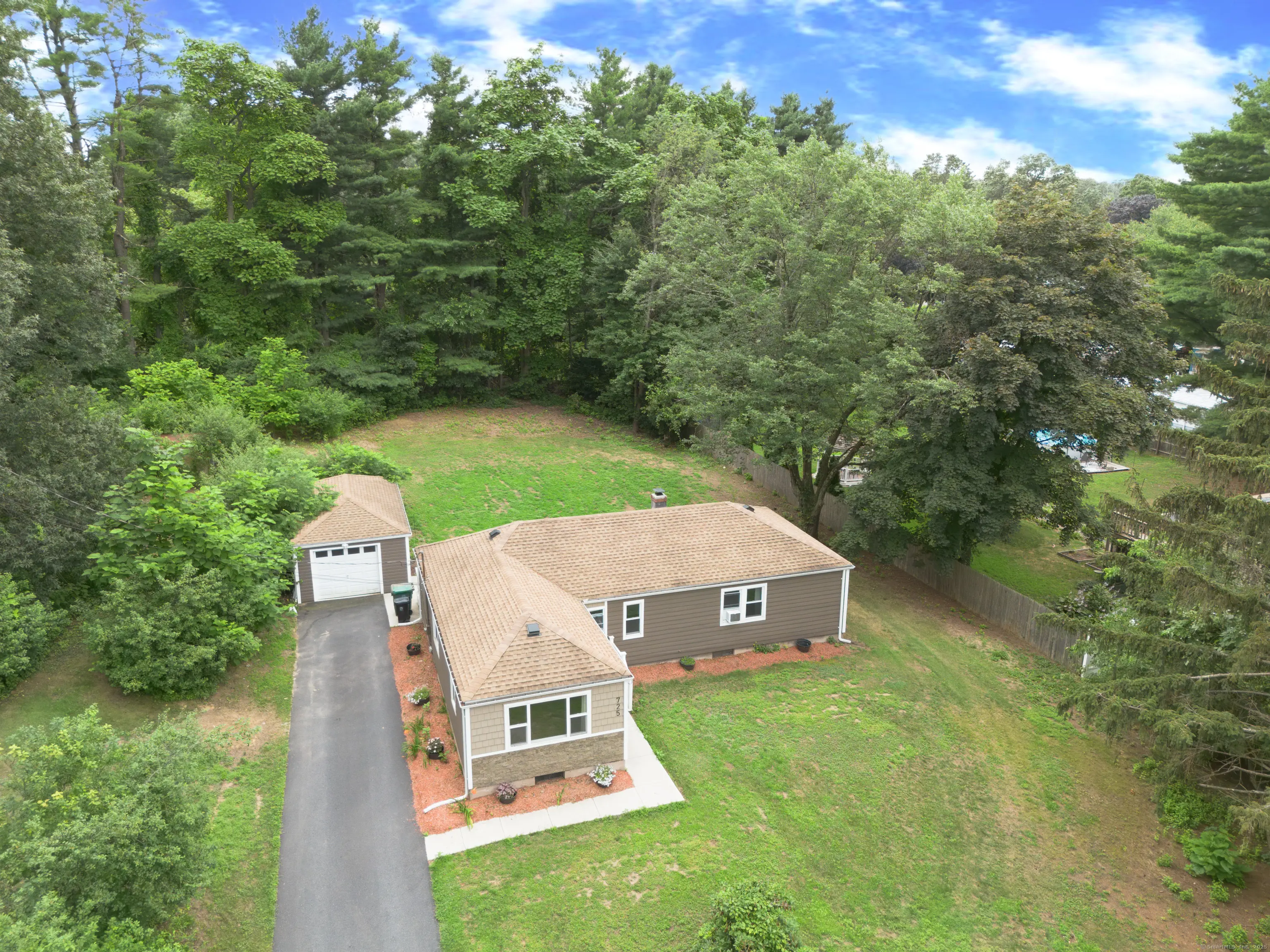 725 Lombard Road, Chicopee