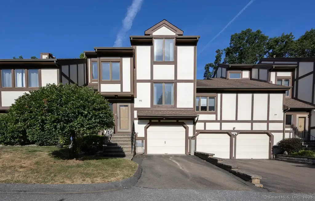 690 Forest Road 392, West Haven