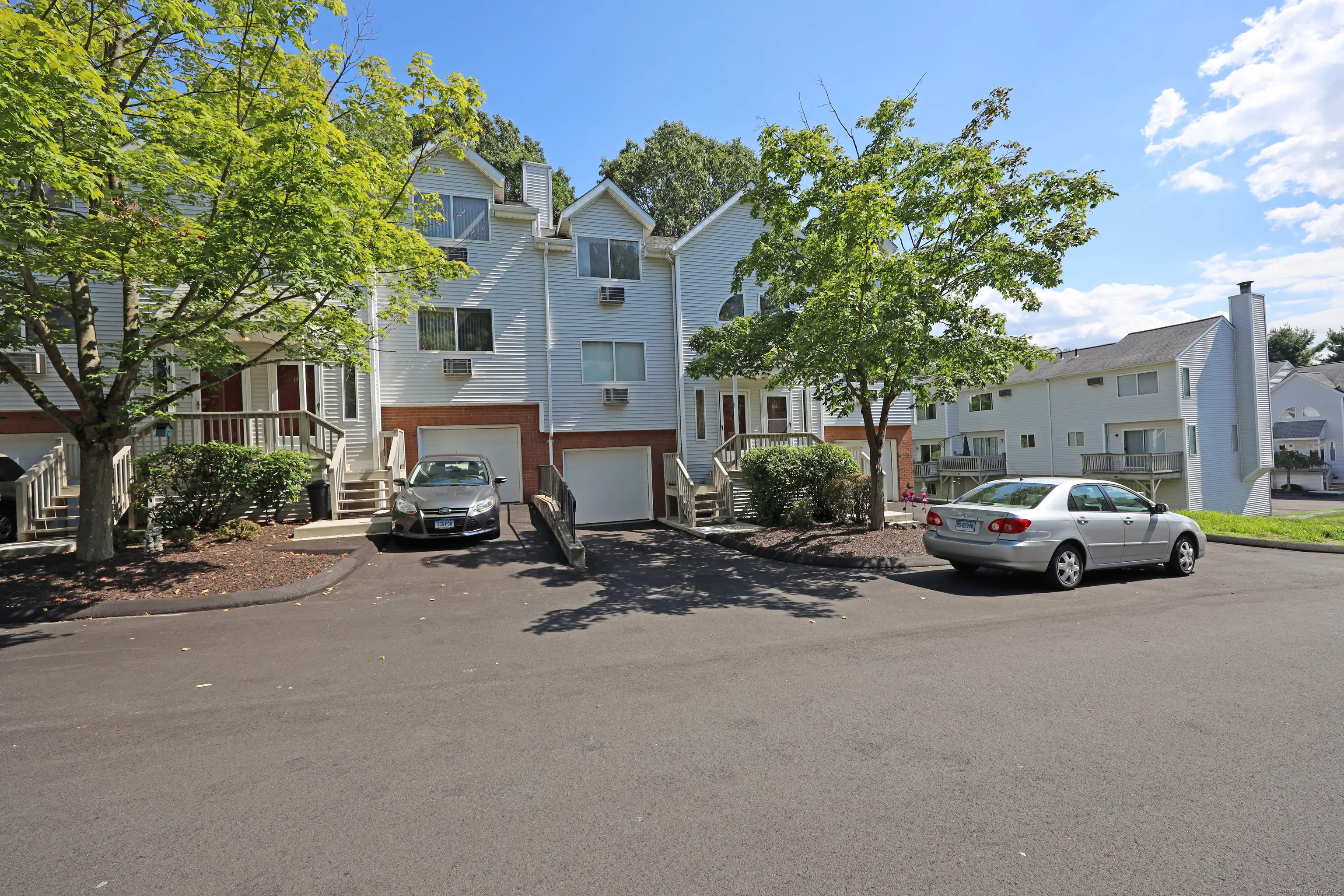 925 Oronoke Road 18k, Waterbury