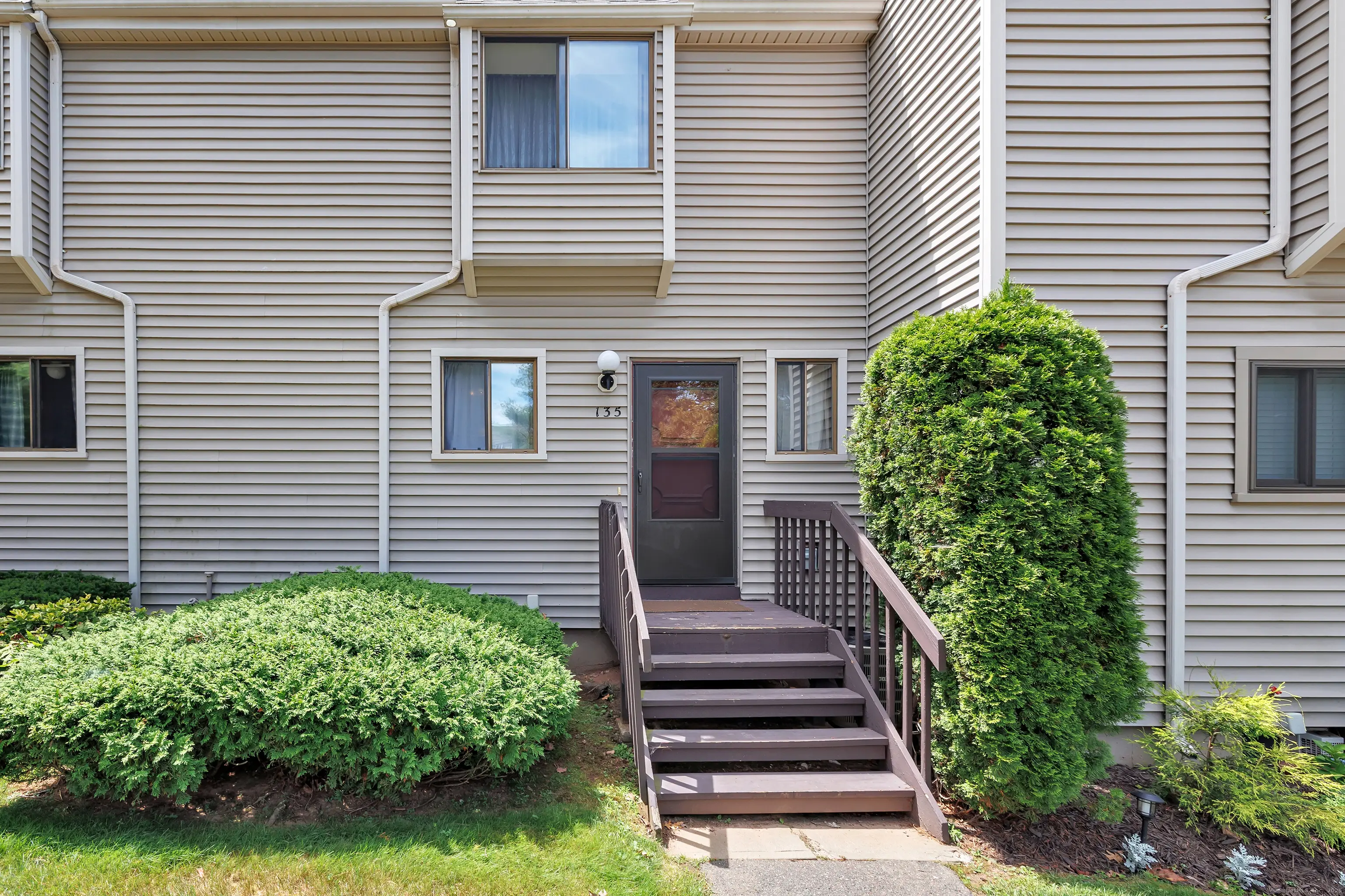 560 Yale Avenue 135, Meriden