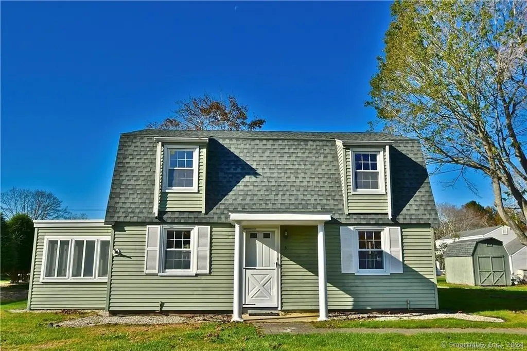 5 Meriden Road, Old Lyme
