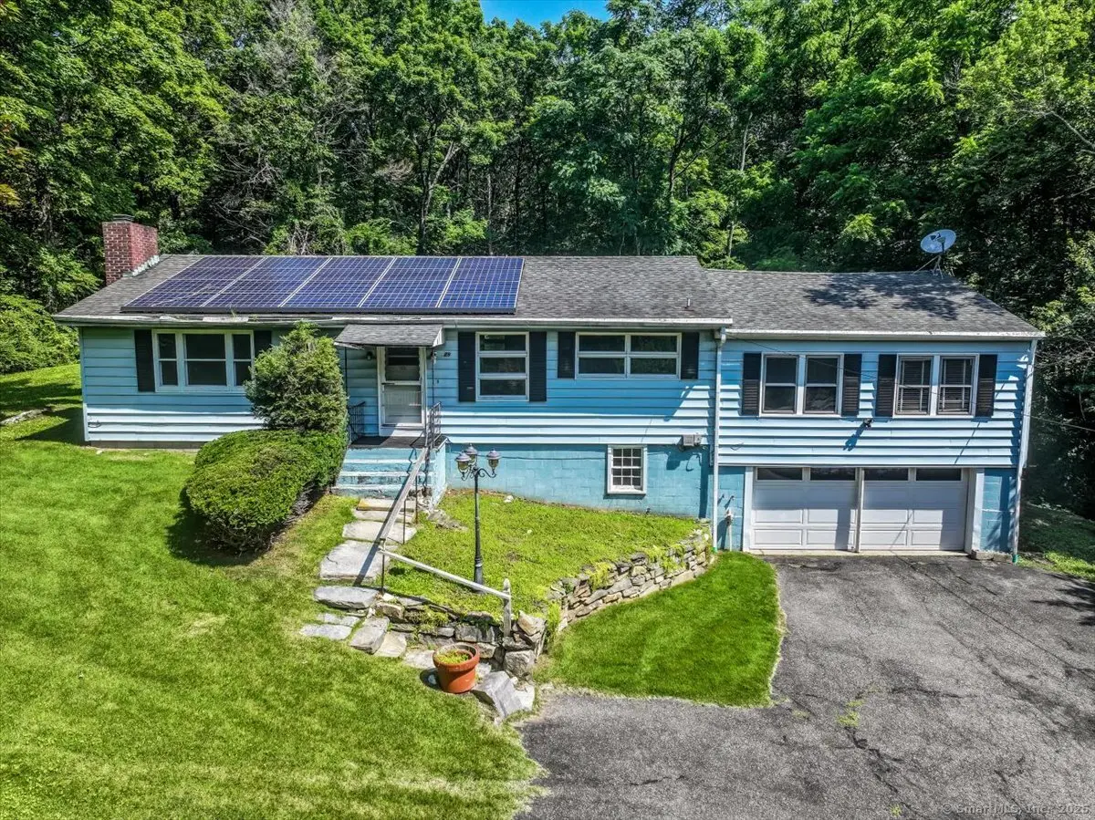 29 New Milford Road West, Bridgewater