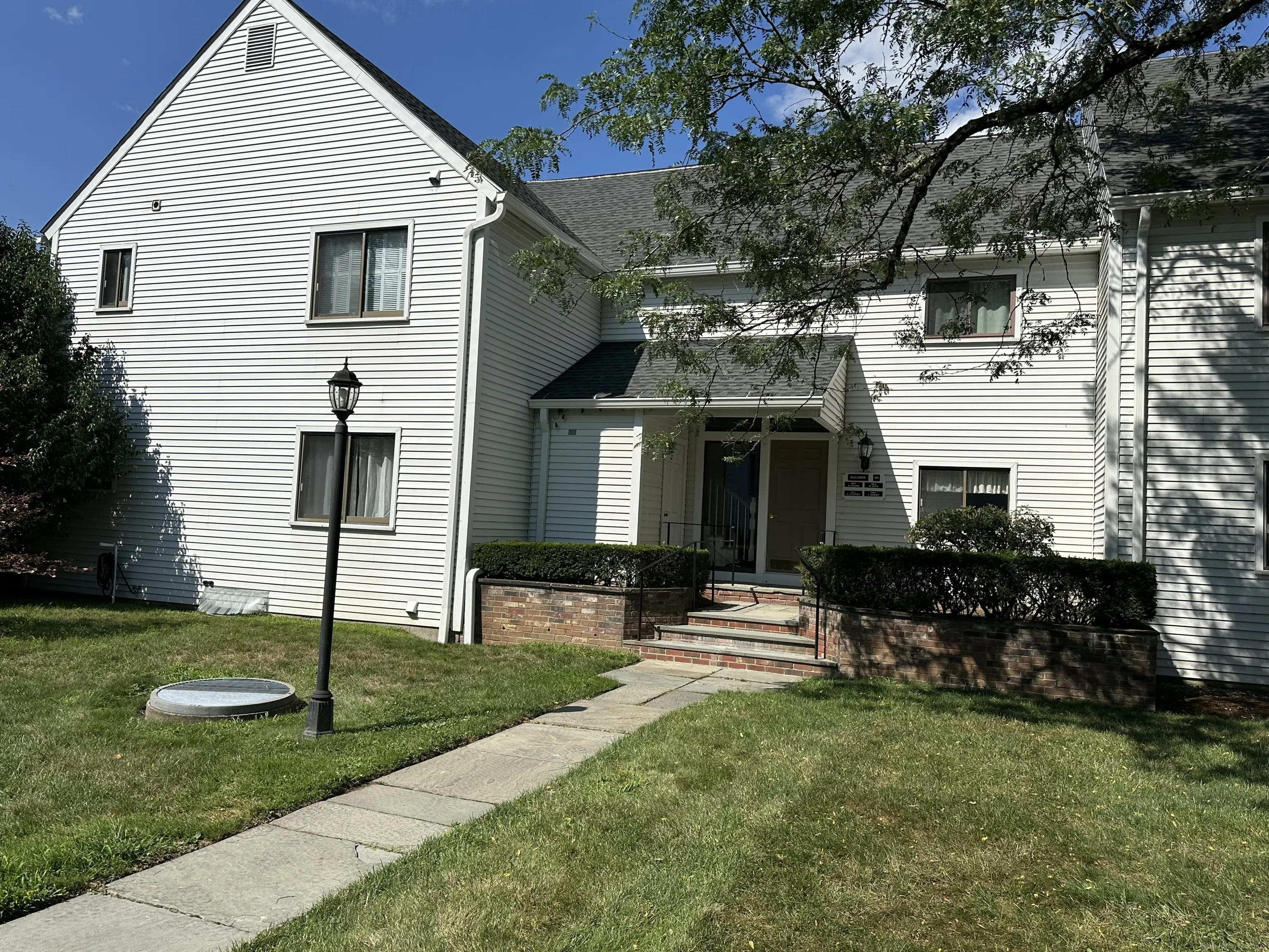 80 North Main Street 4a1, Kent