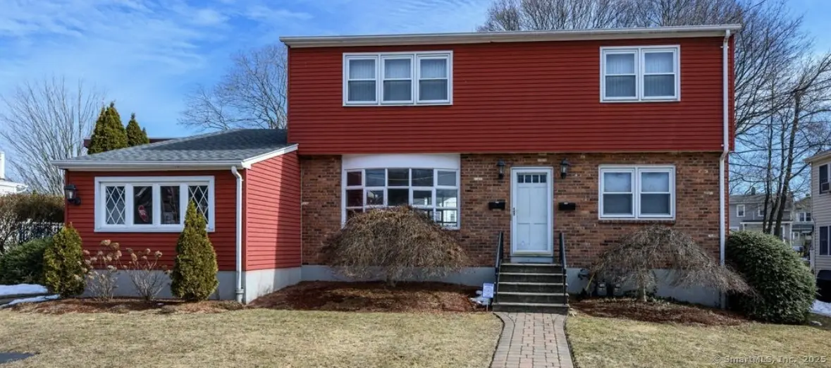 148 Elizabeth Ann Drive, New Haven