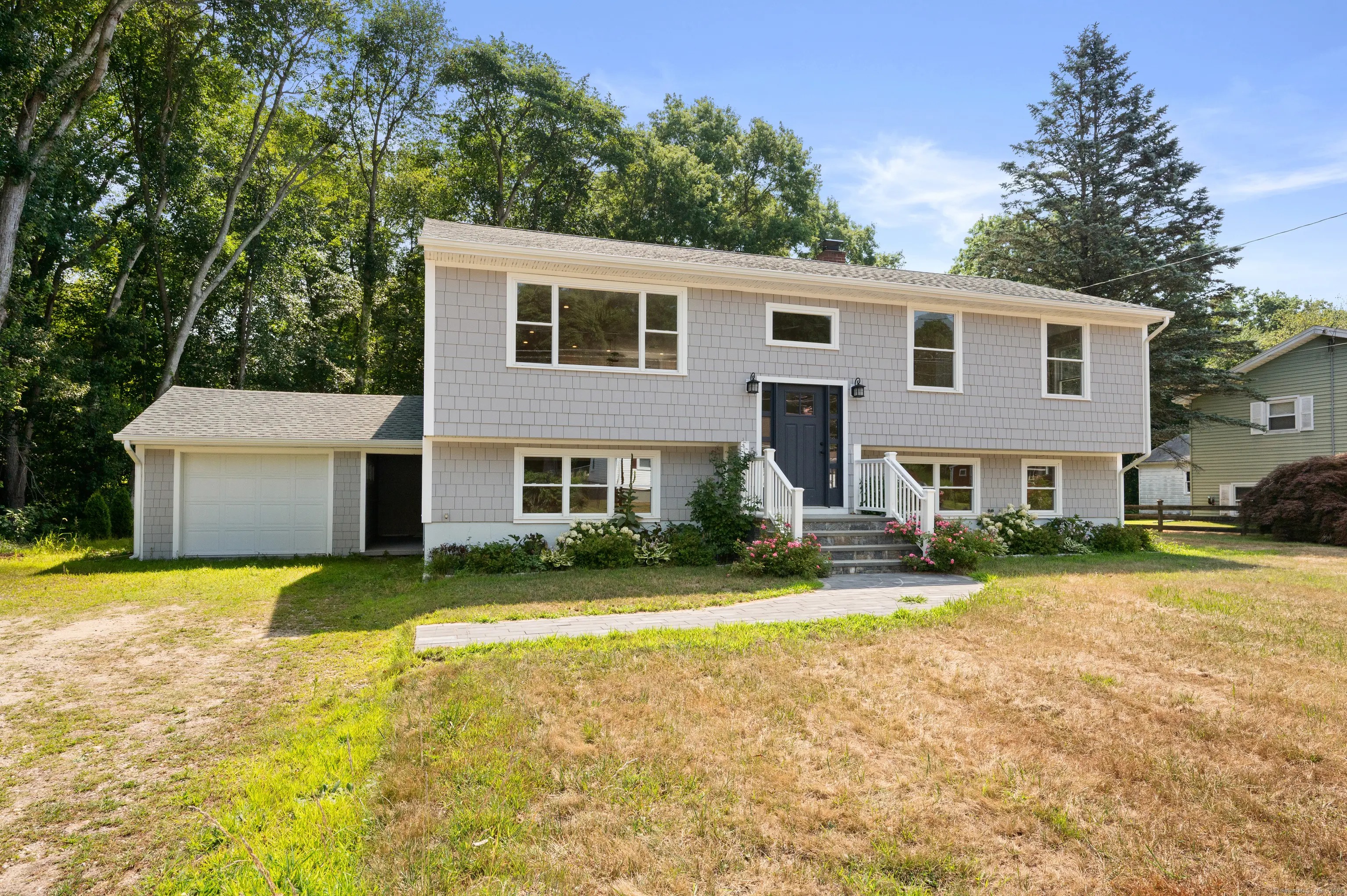 146 Black Point Road, East Lyme