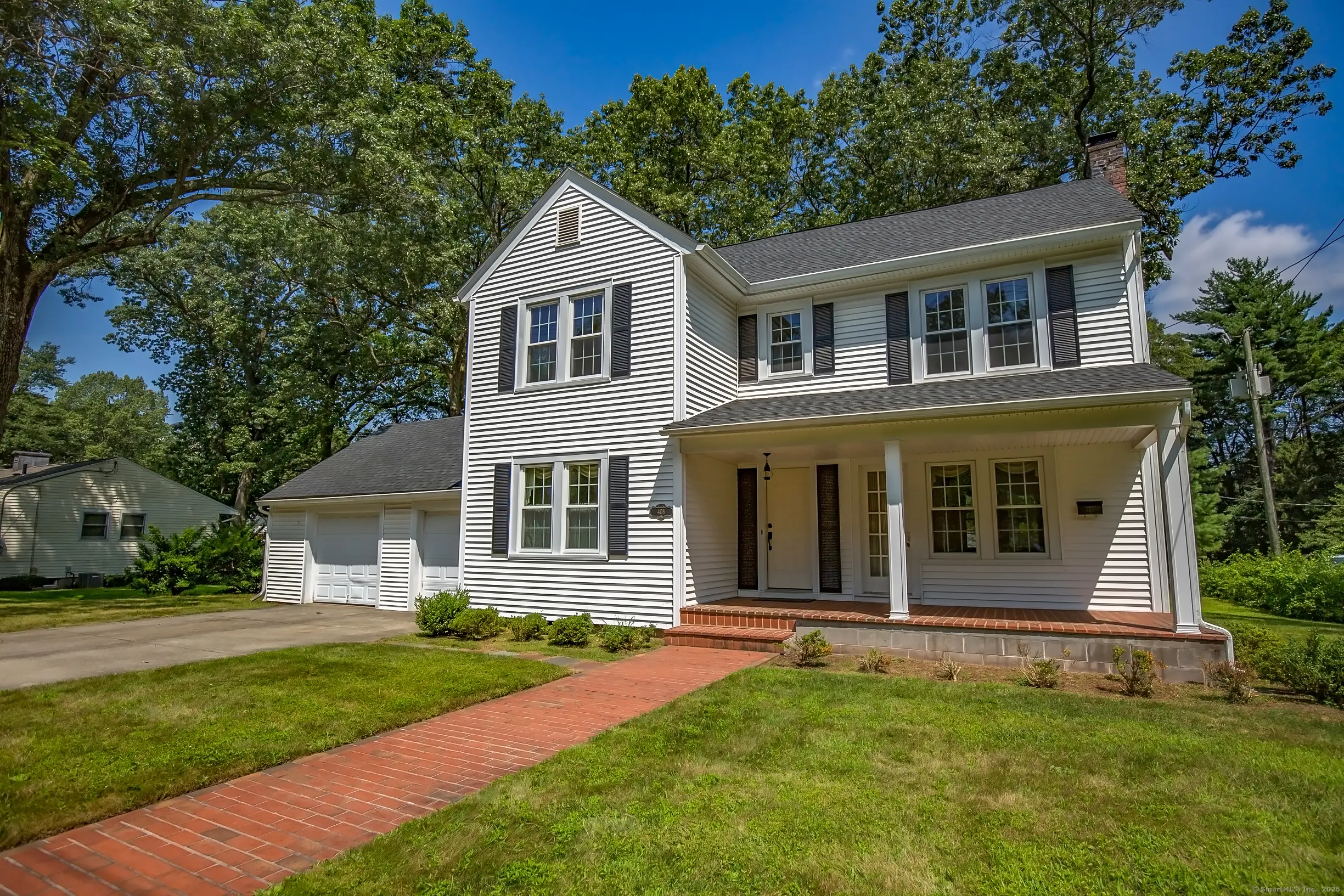 408 Maple Road, Longmeadow