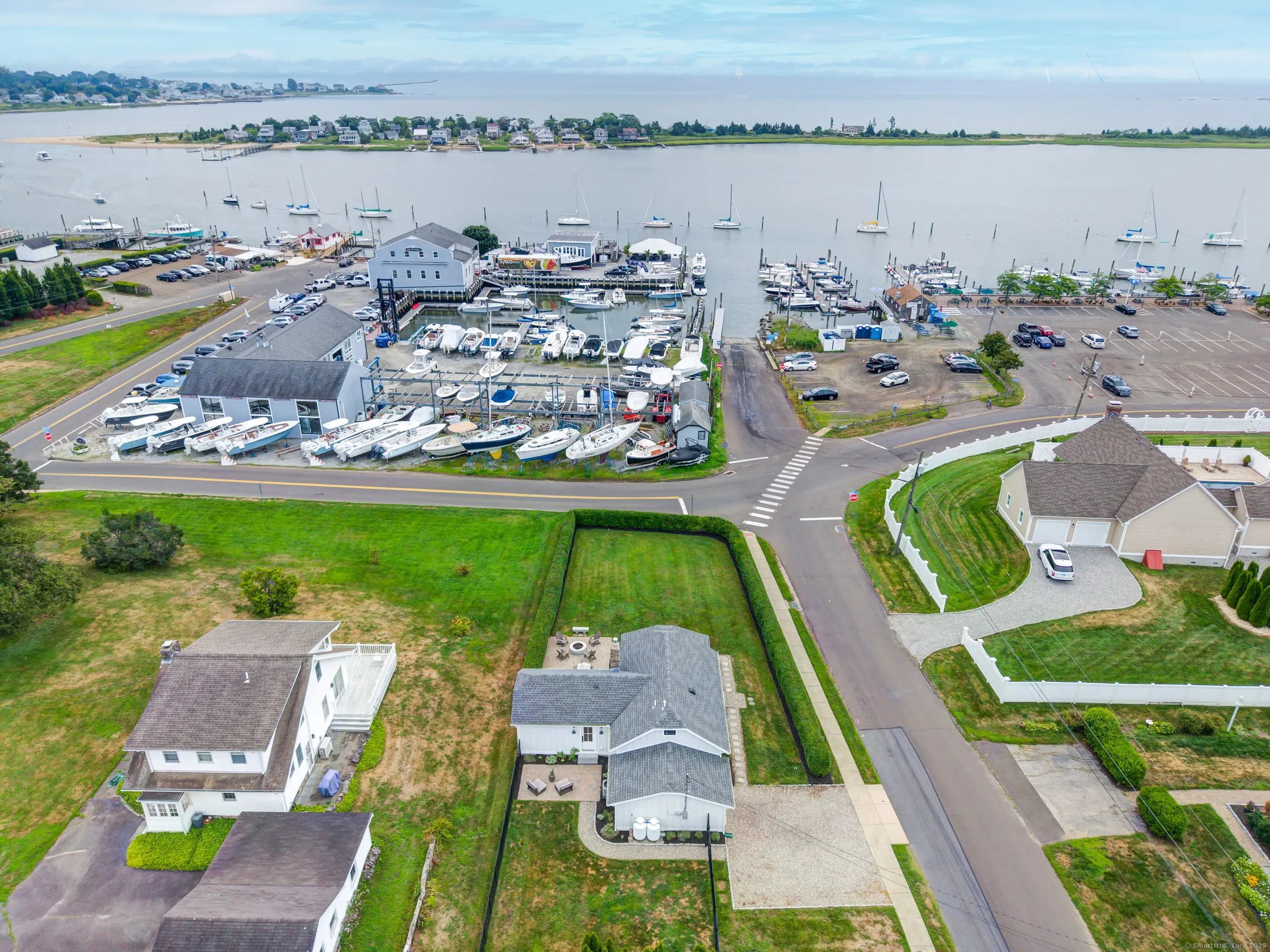 62 Cedar Island Avenue, Clinton