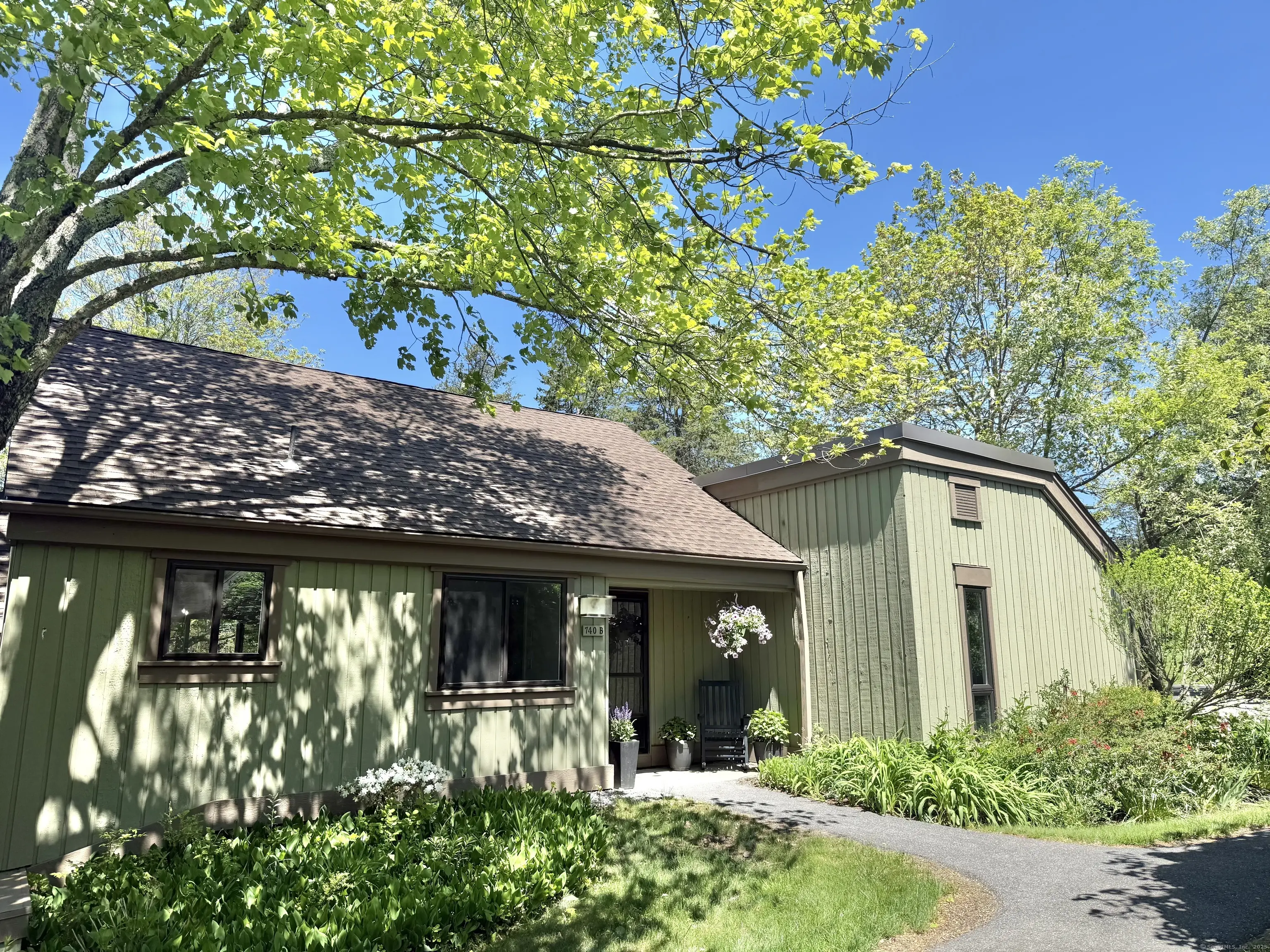 740 Heritage Village B, Southbury