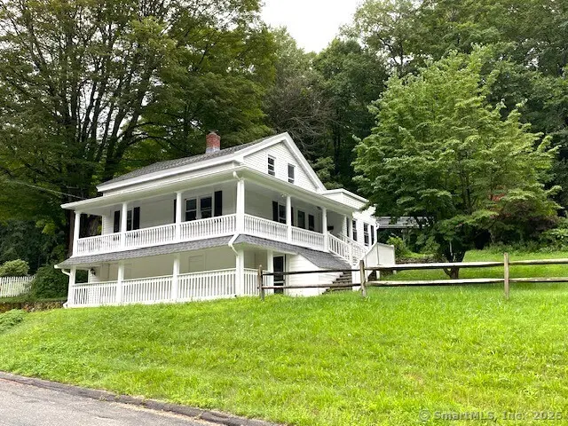 14 Northfield Road, Watertown