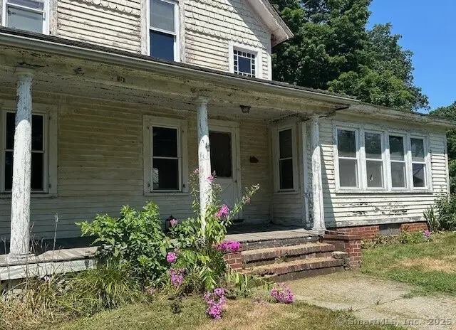 104 Route 2a, Preston