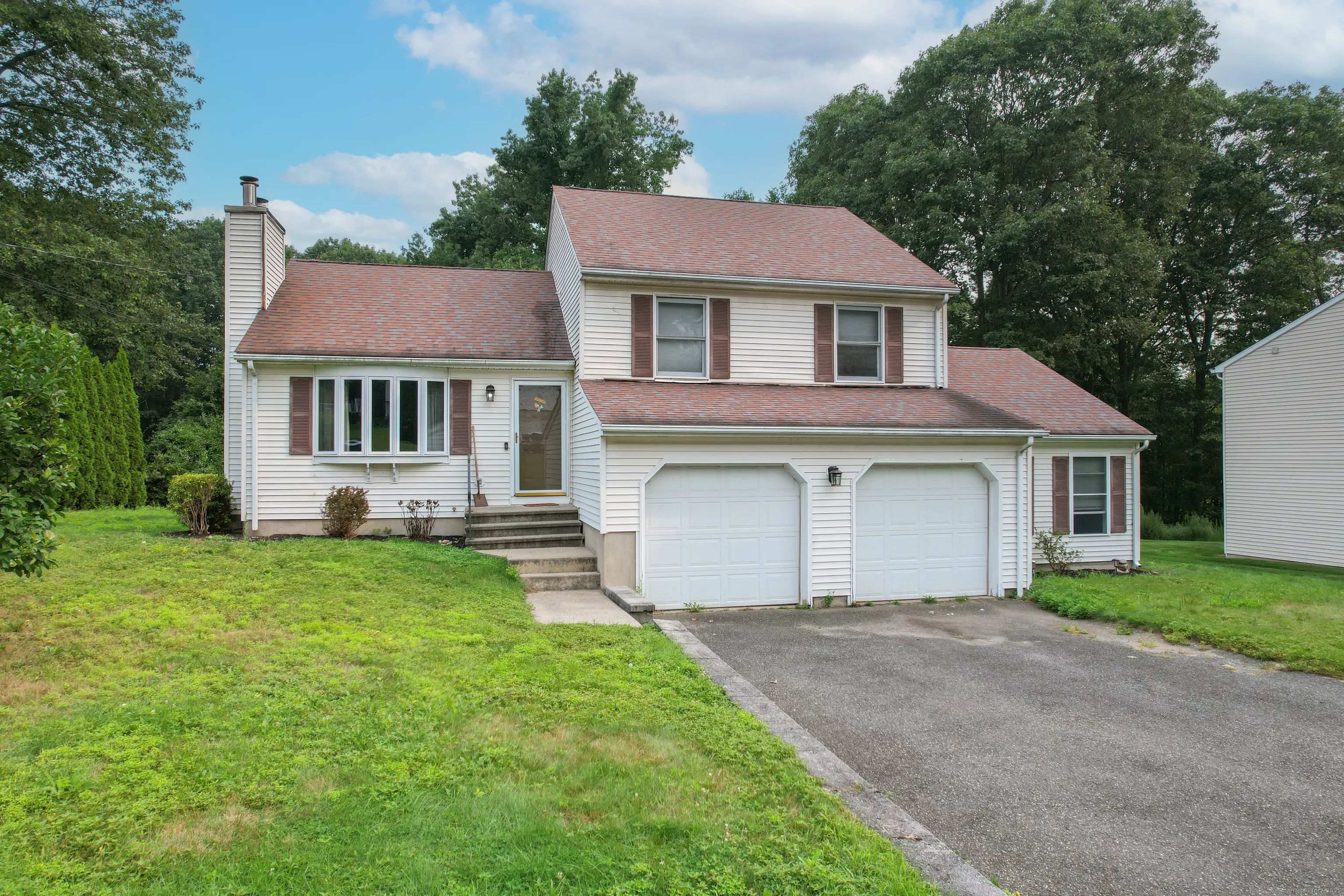 33 Mallory Road, Watertown