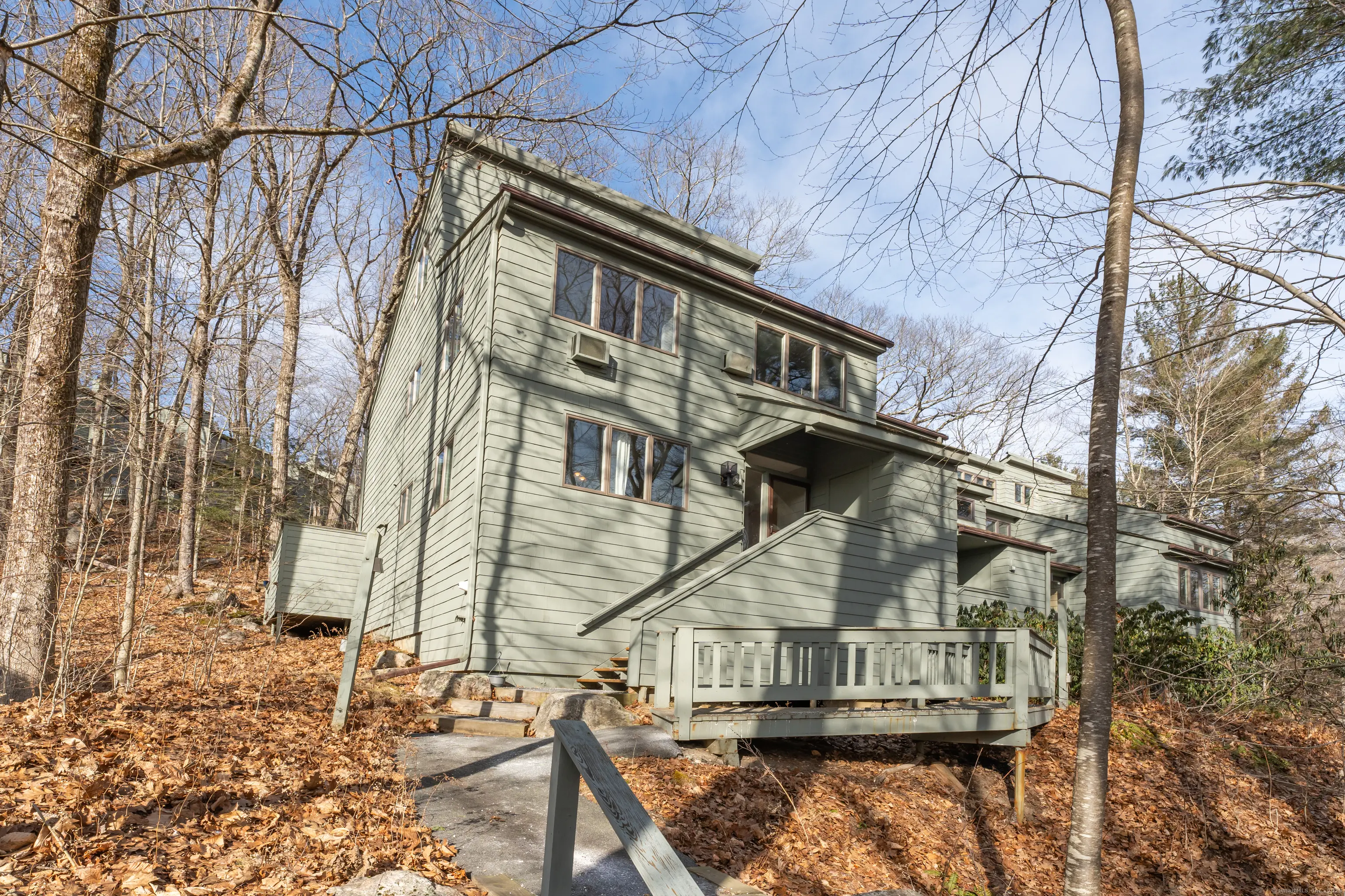 390 Trailsend Drive 390, Torrington