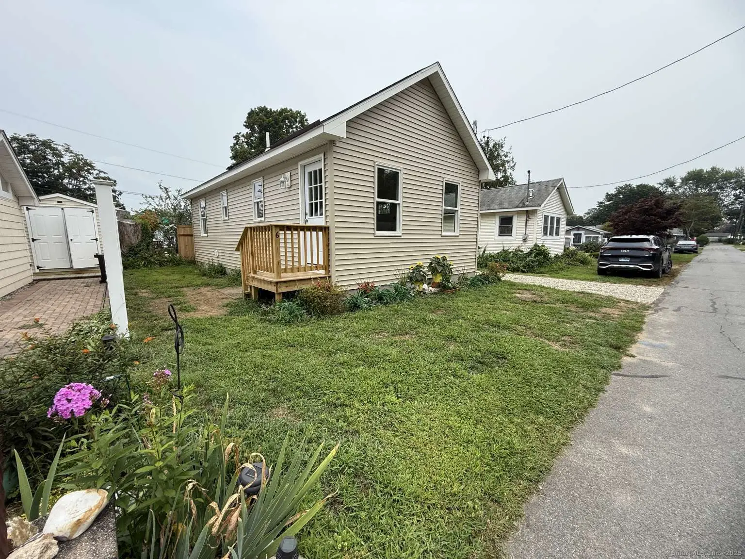 6 1st Street, Madison