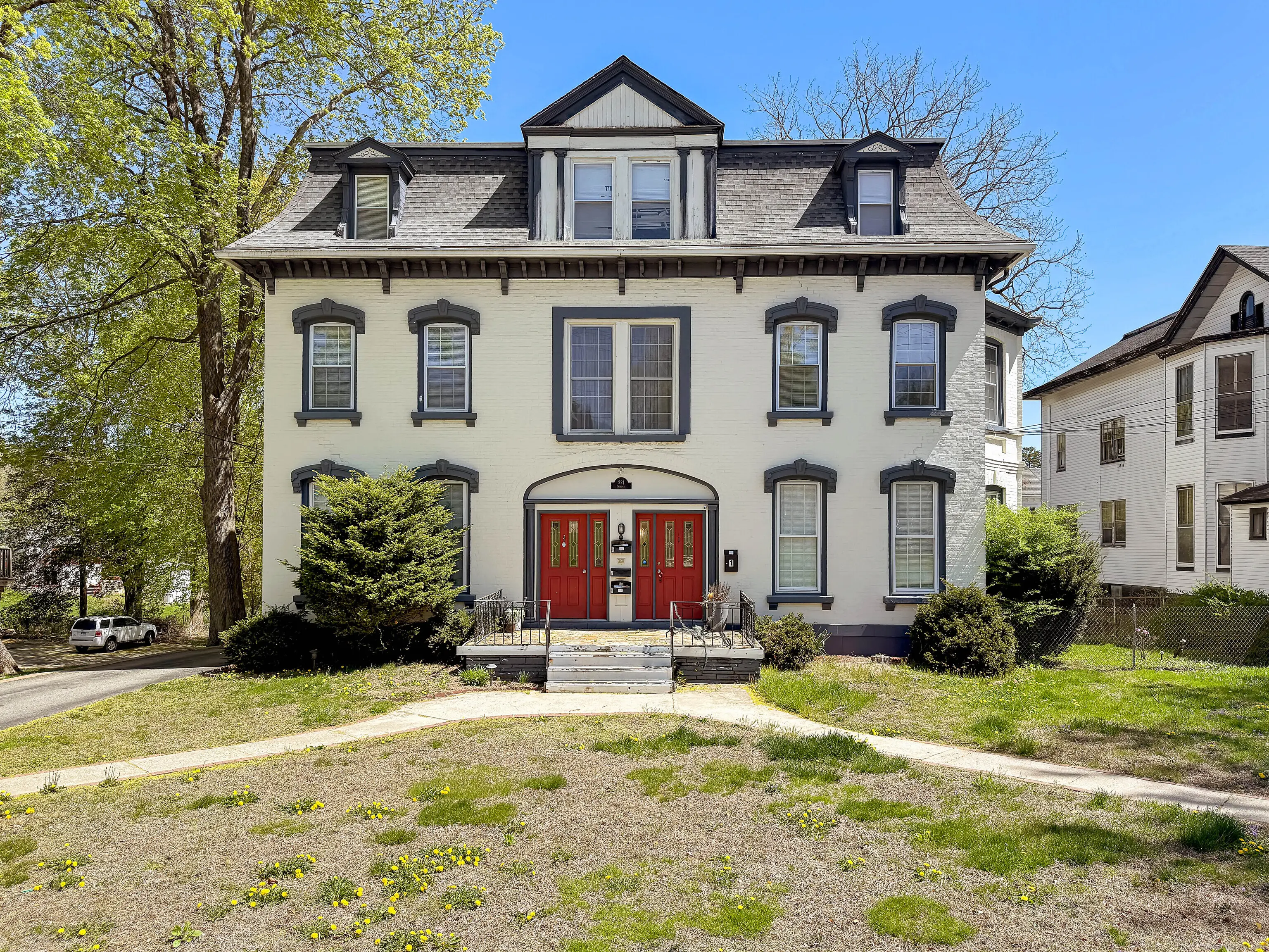 221 Broadway, Norwich