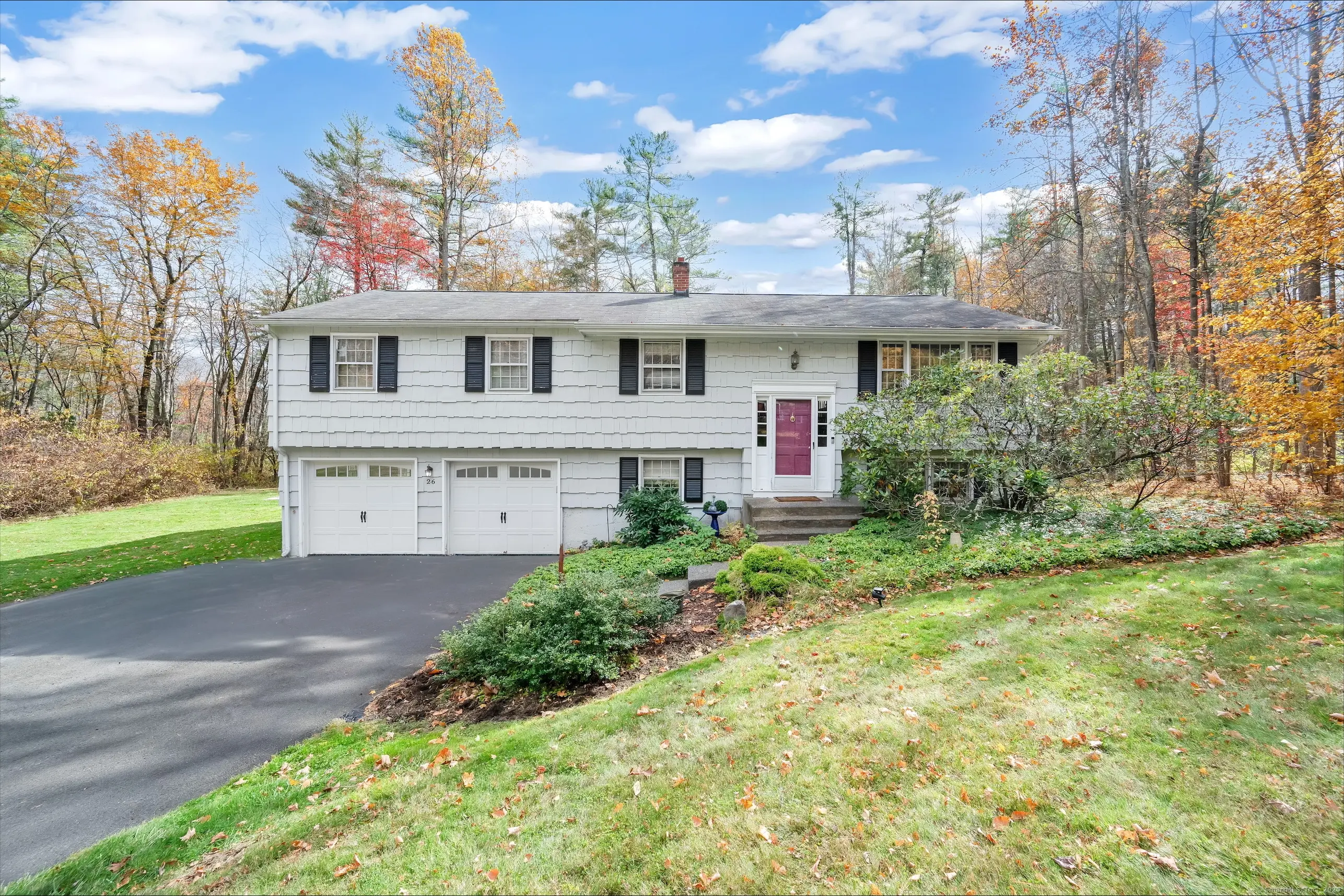 26 Red Stone Drive, Simsbury