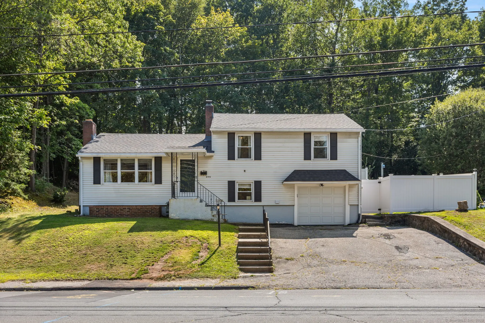 859 Bunker Hill Avenue, Waterbury