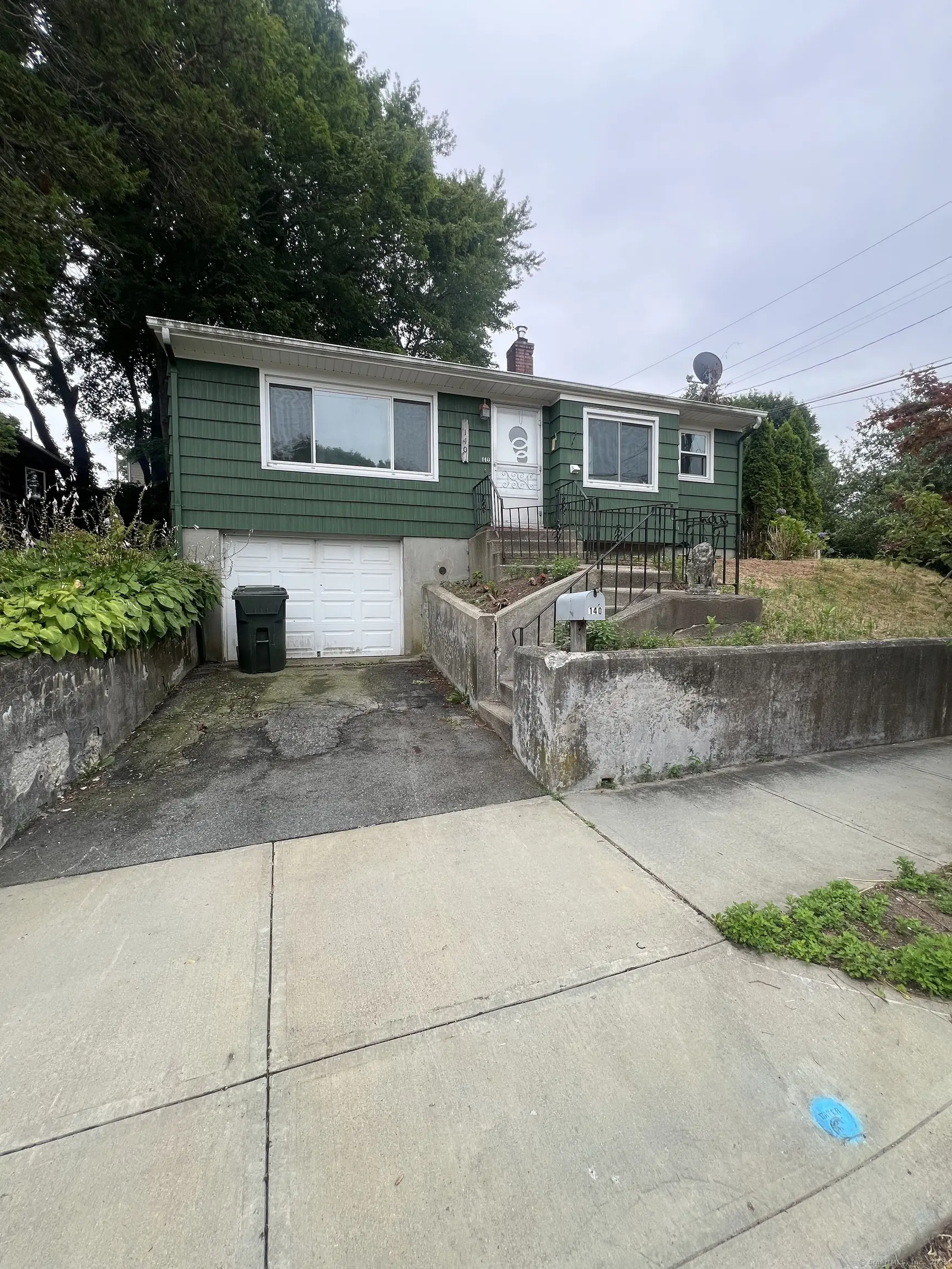 140 Norwood Avenue, New London