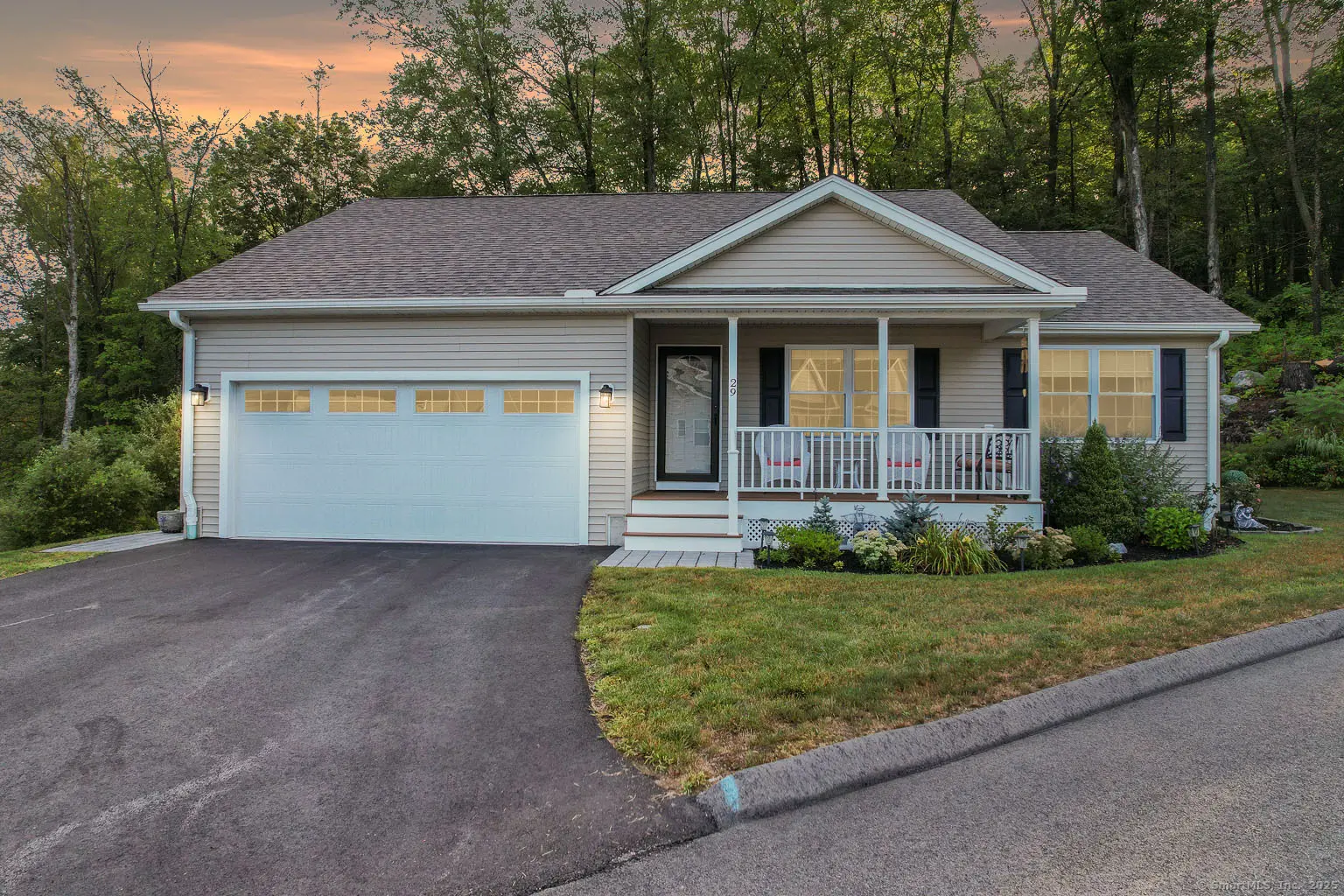 29 Hannah Way, Harwinton