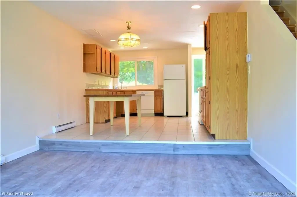 12 Anton Road Apt A, Mansfield