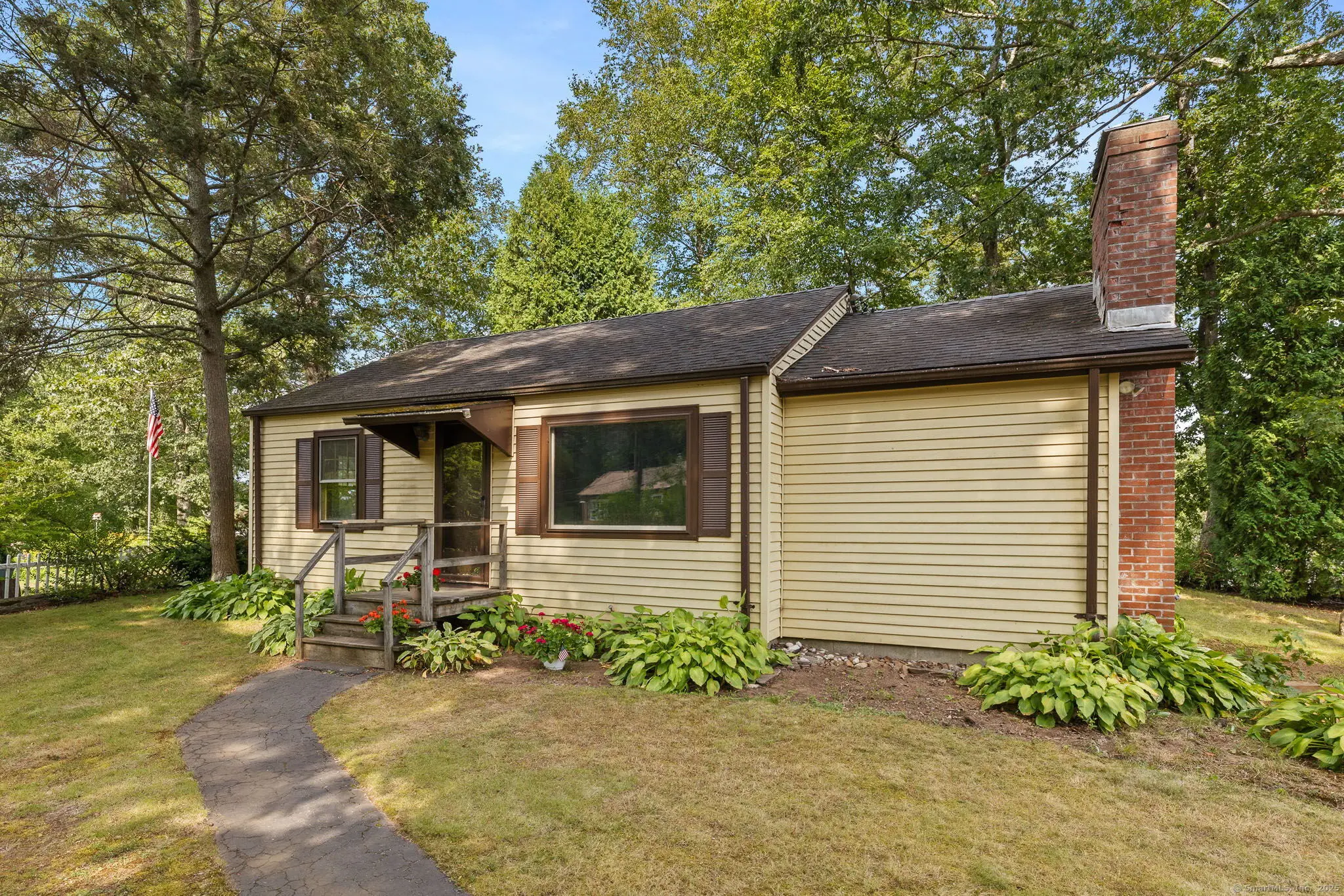 90 Lake Shore Drive, East Haddam