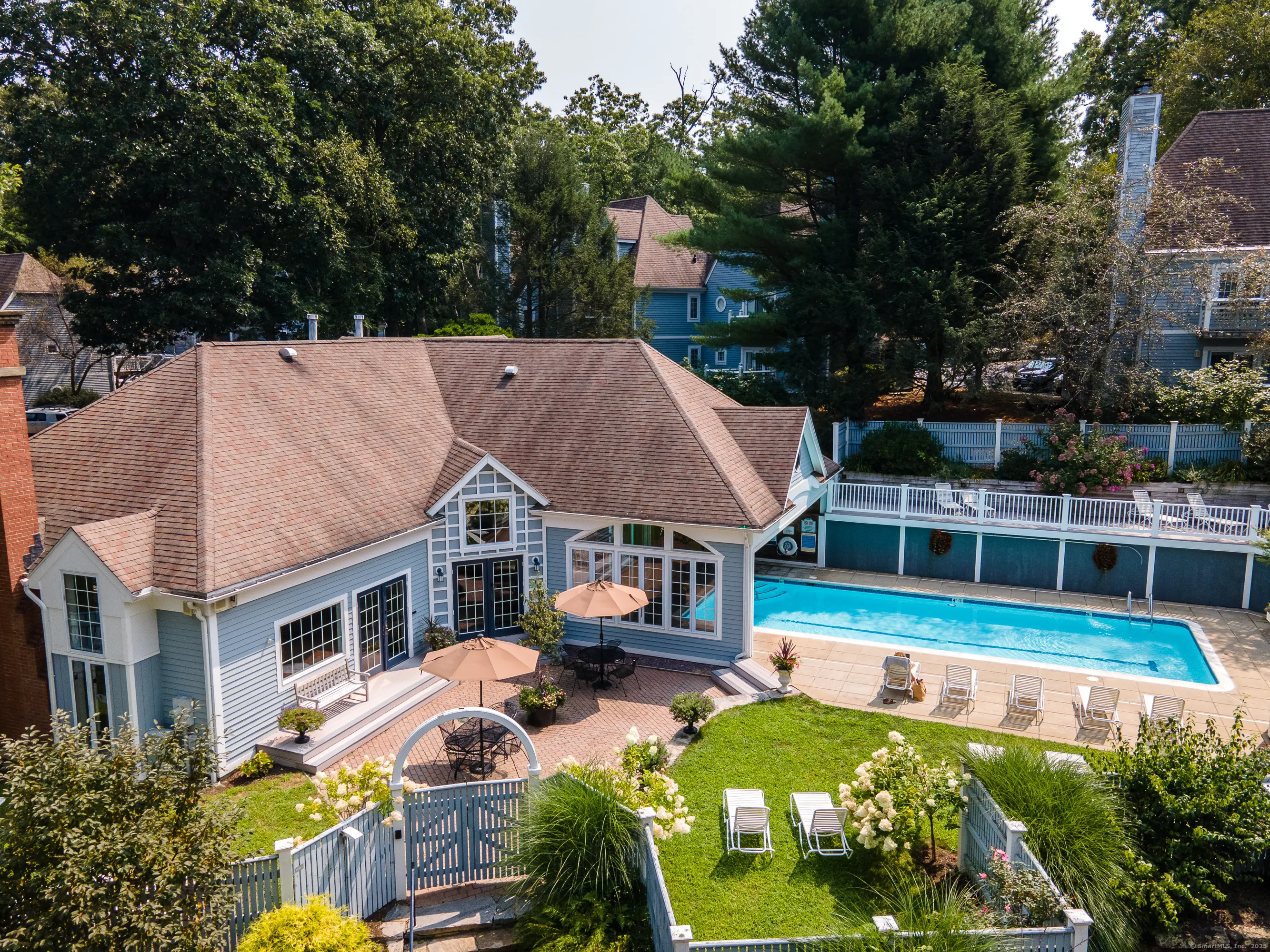 1111 Old Pond Lane 1111, Norwich