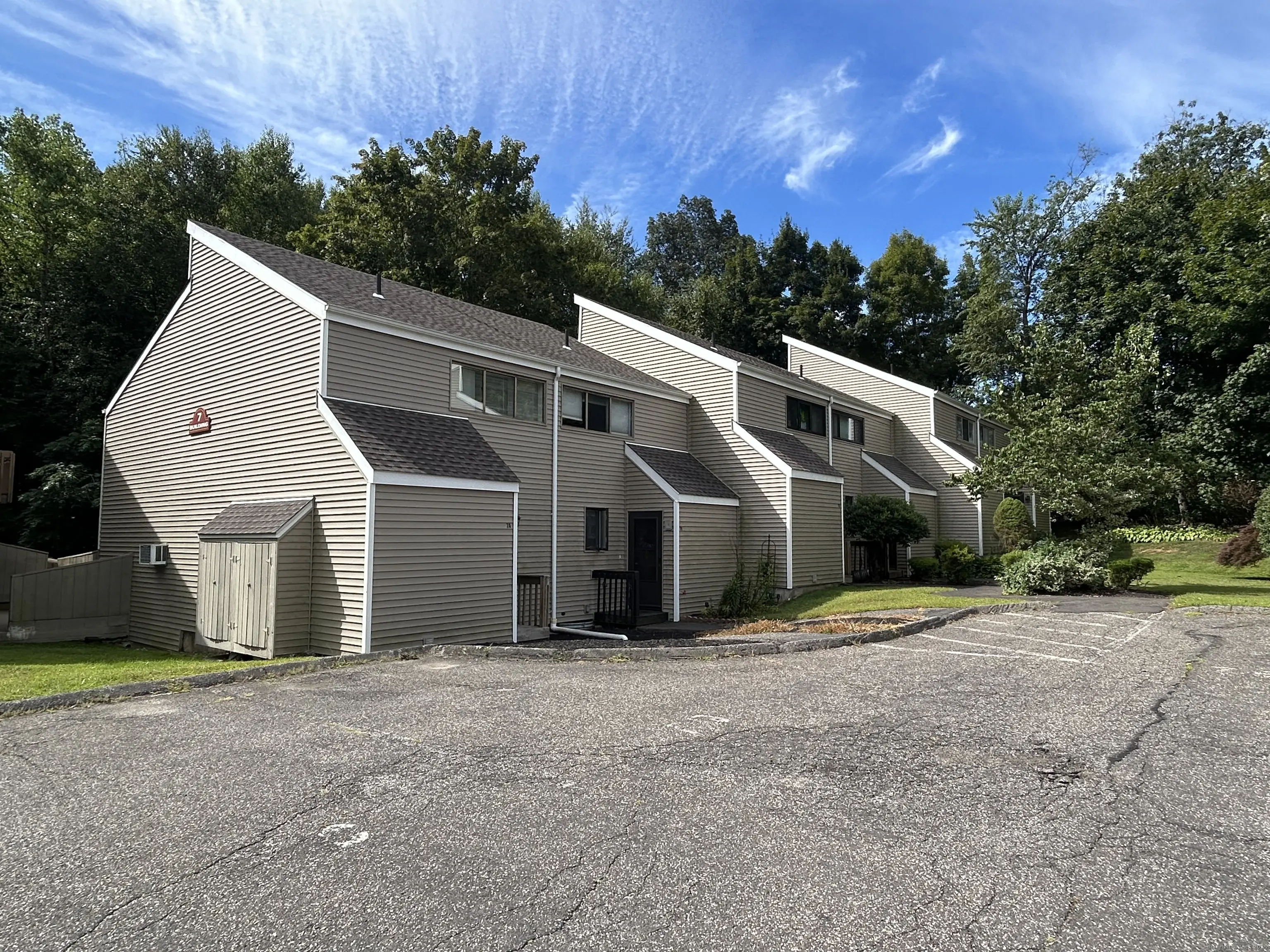 51 Brook Street Apt 7a, Naugatuck