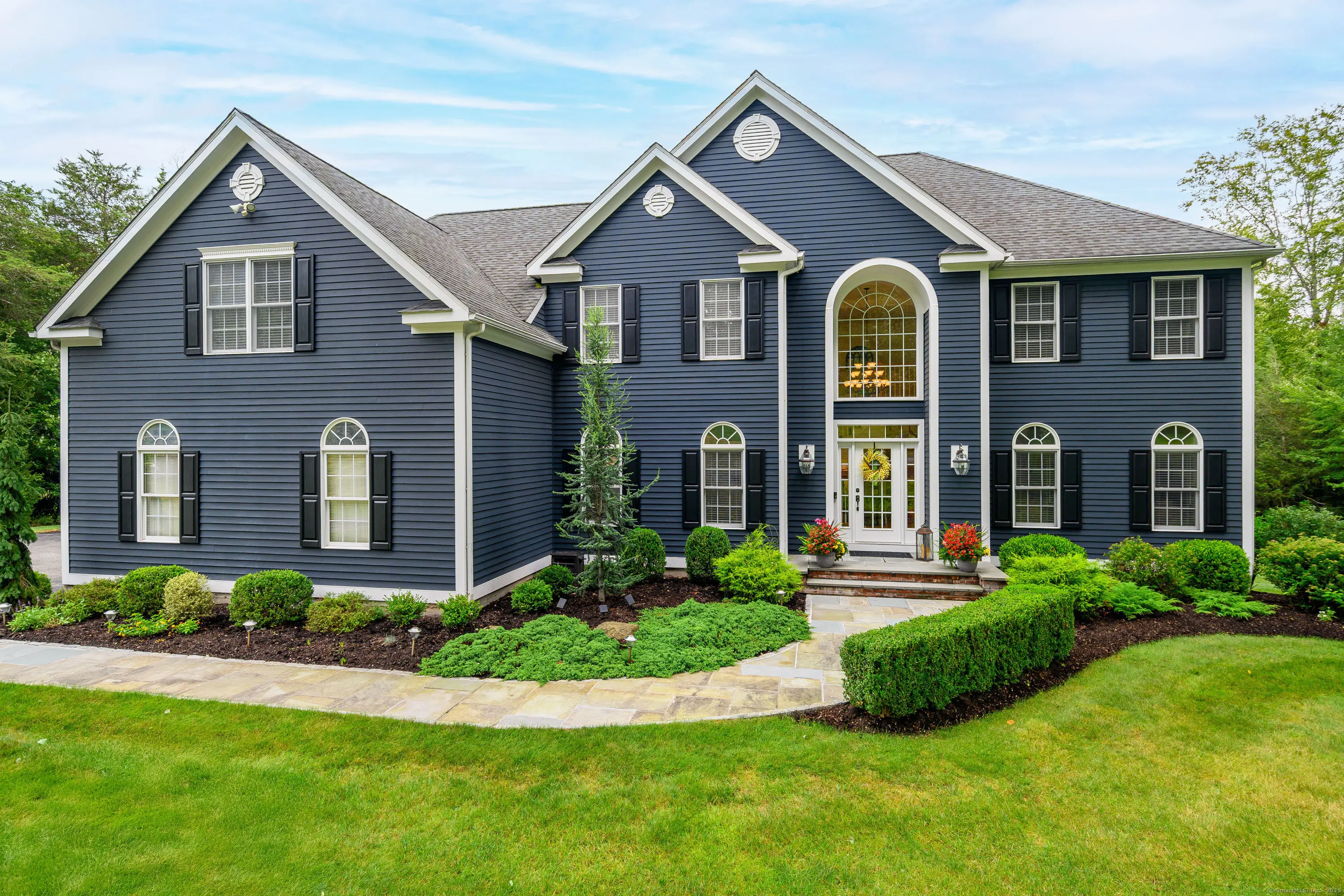 5 Cider Mill Road, Newtown