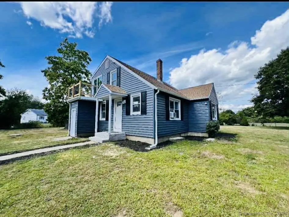 953 Ekonk Hill Road, Voluntown