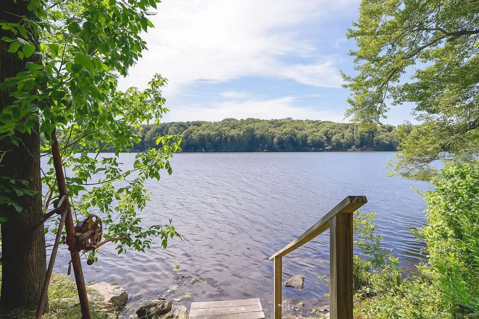 285 East Quasset Road, Woodstock