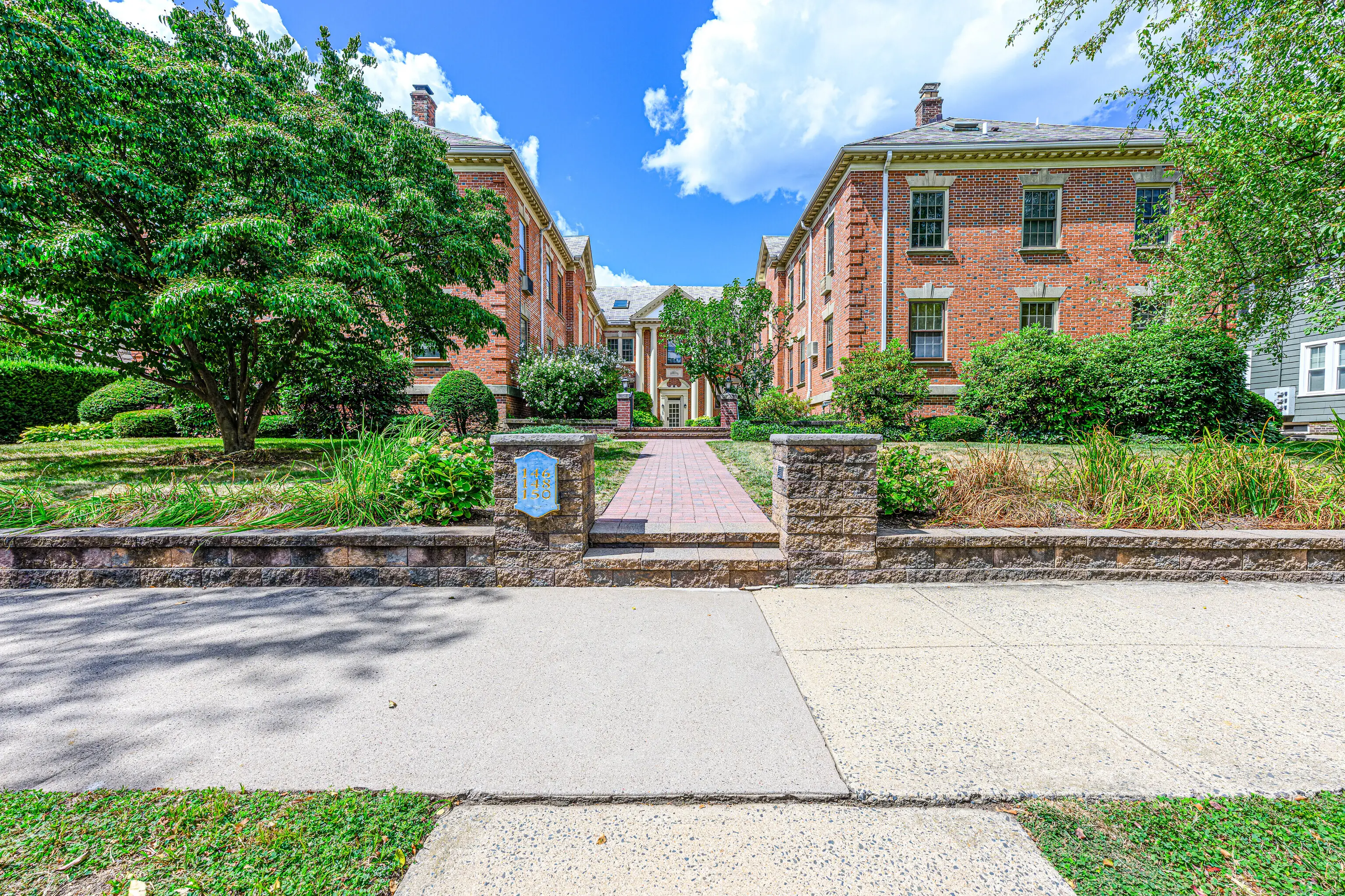 148 Everit Street Apt F, New Haven