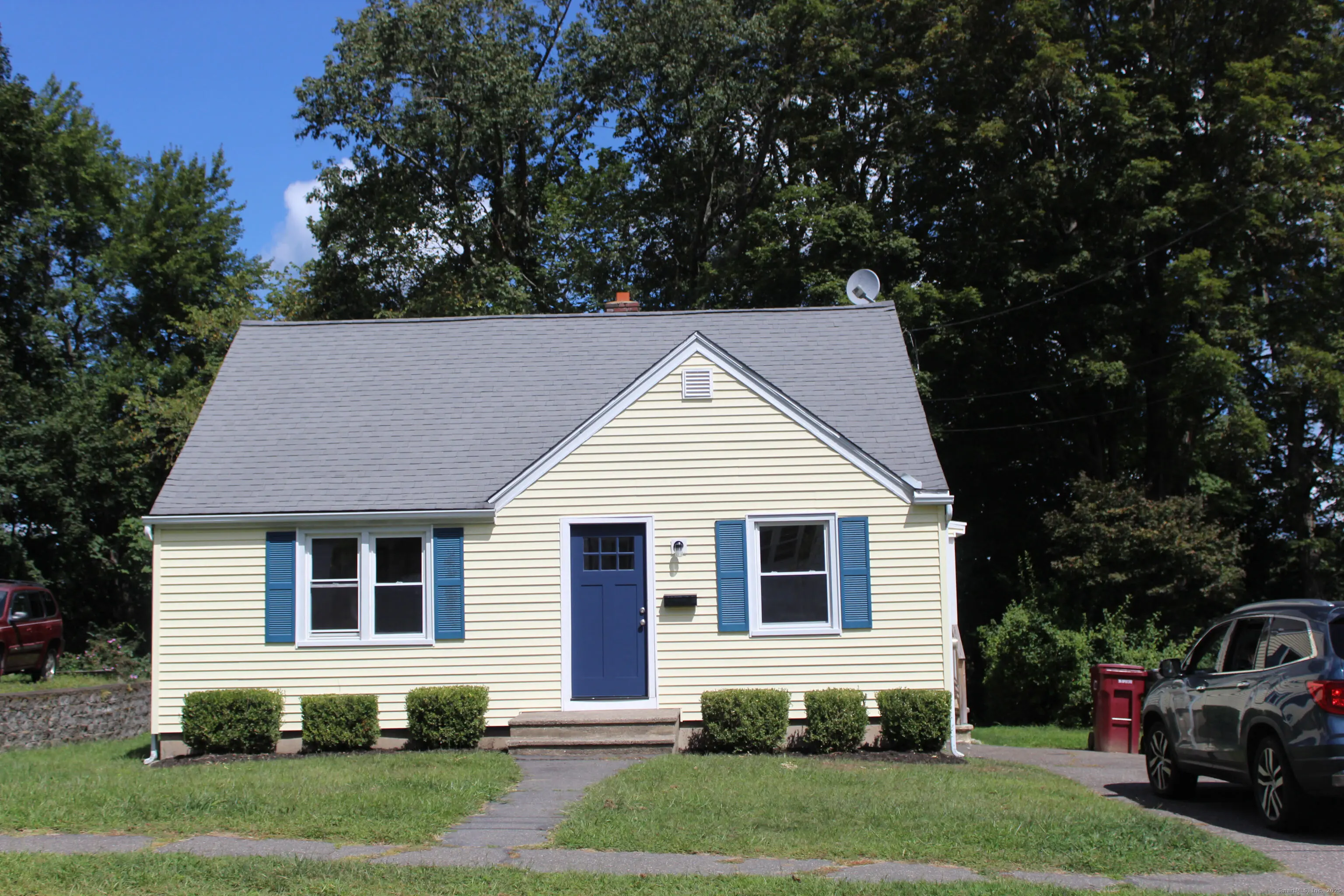 389 Quinn Street, Naugatuck