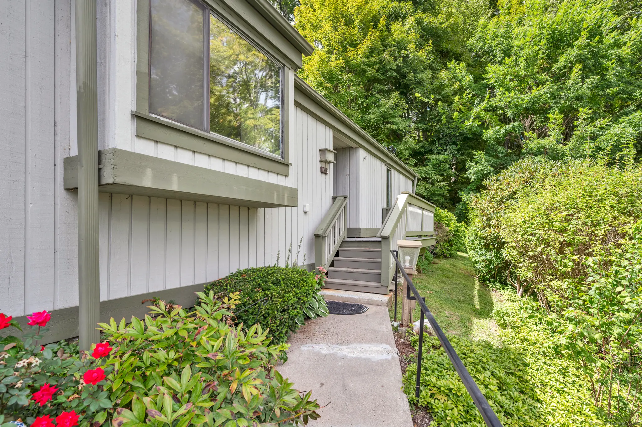 127 Heritage Village B, Southbury