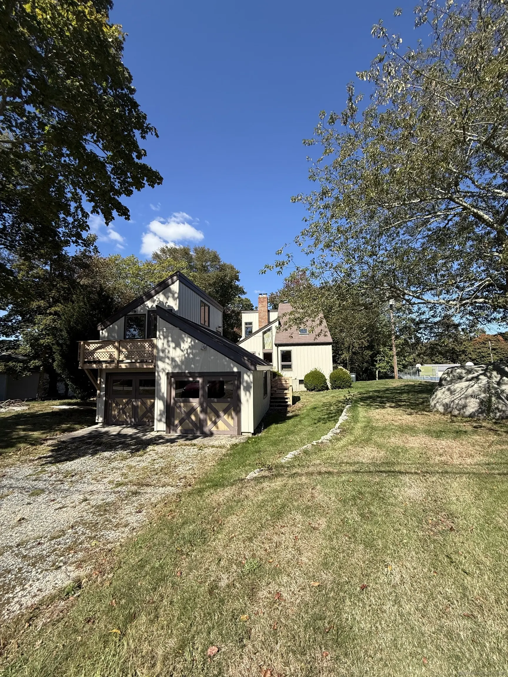 26 Ashworth Avenue, Stonington