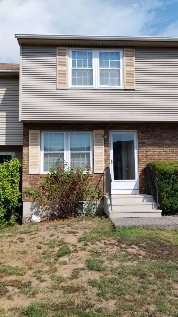8 Countryside Lane 2, Middletown
