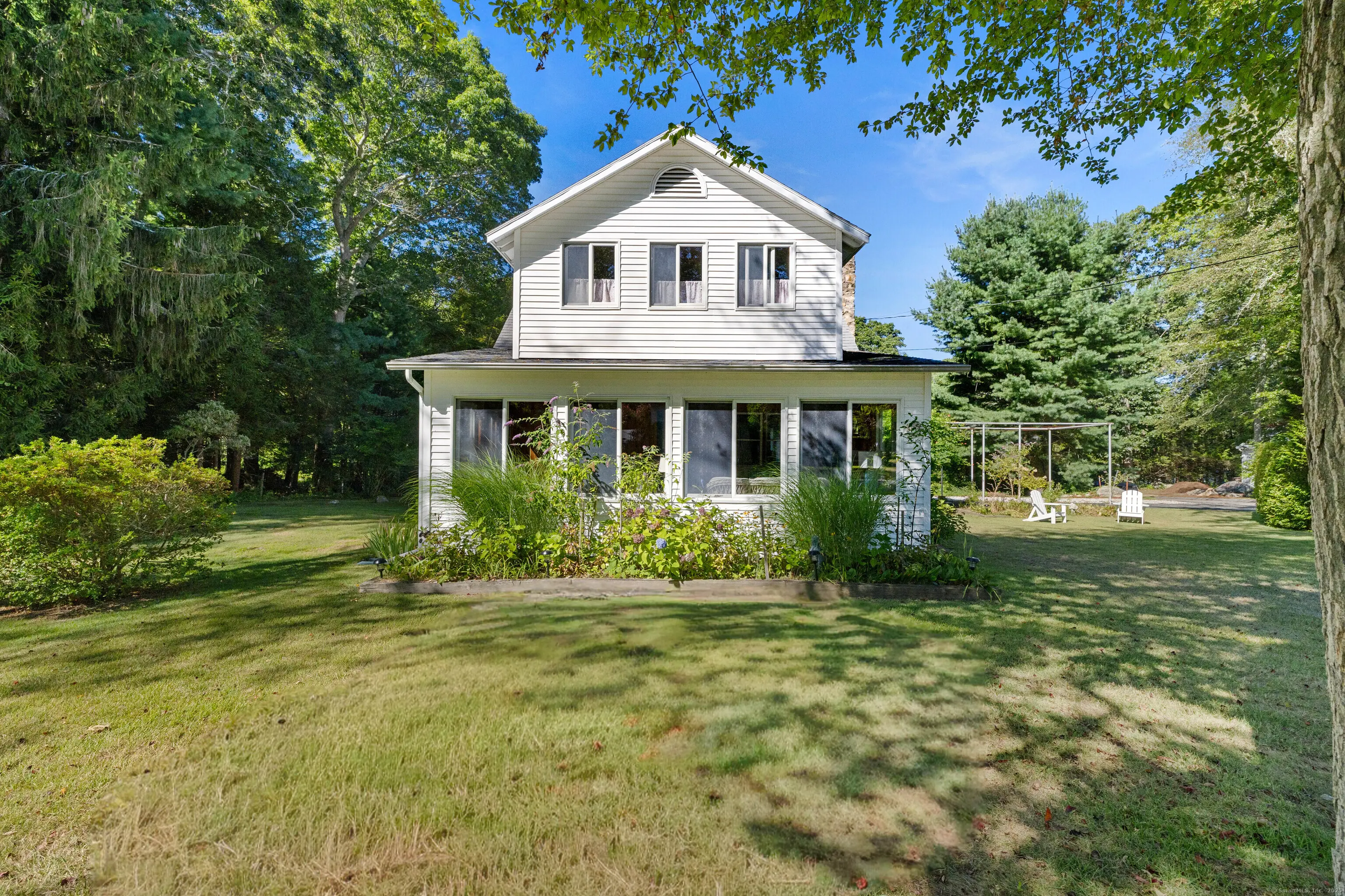 11 Sunset Avenue, East Lyme