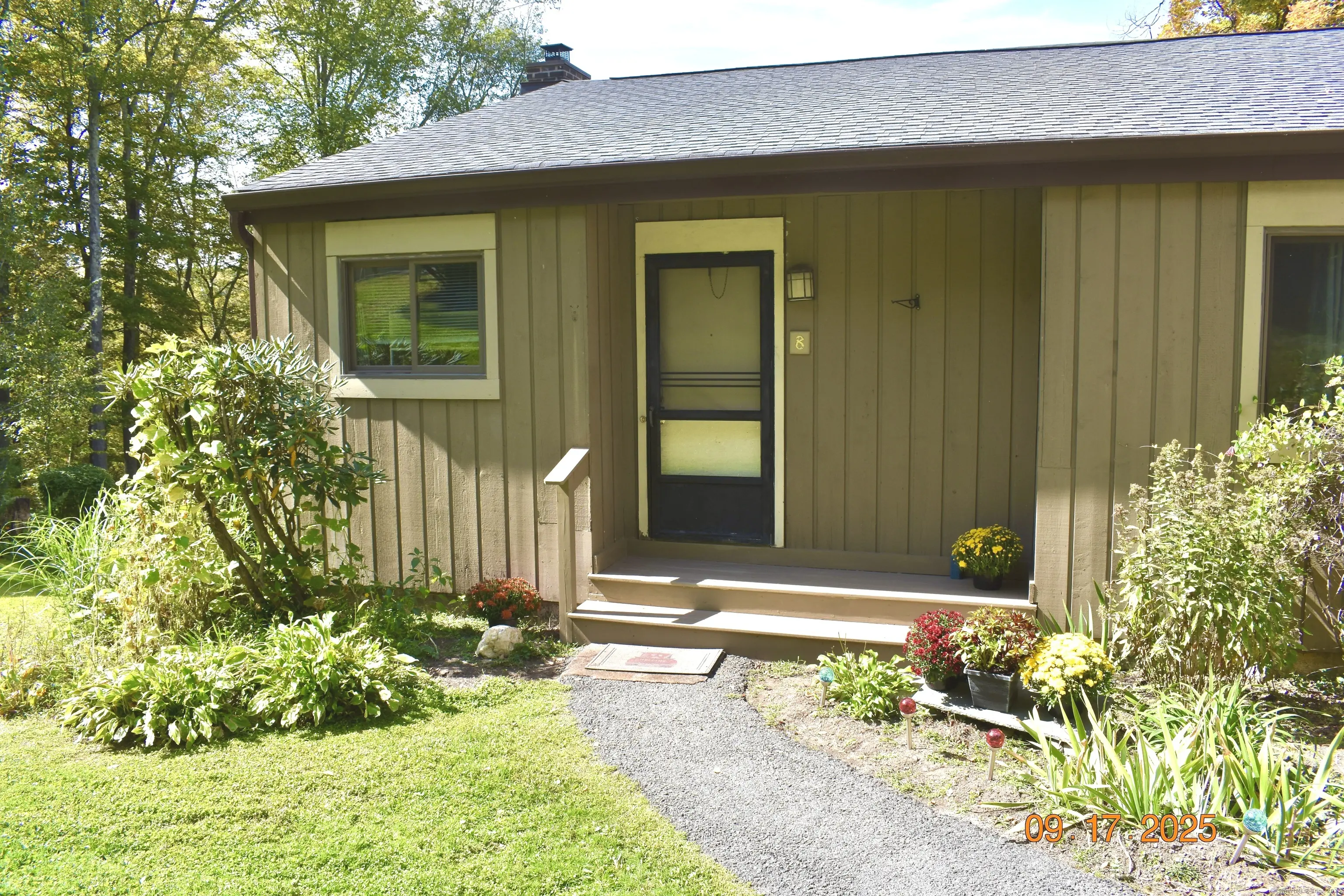 8 Tamarack Lane 8, Woodbury