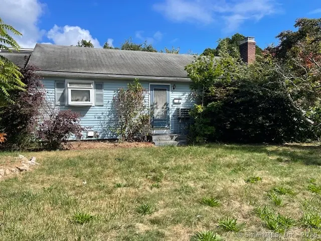 8 Senkow Avenue, Groton