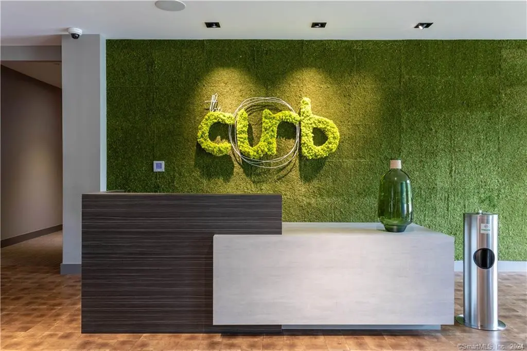 300 Glover Avenue 413, Norwalk