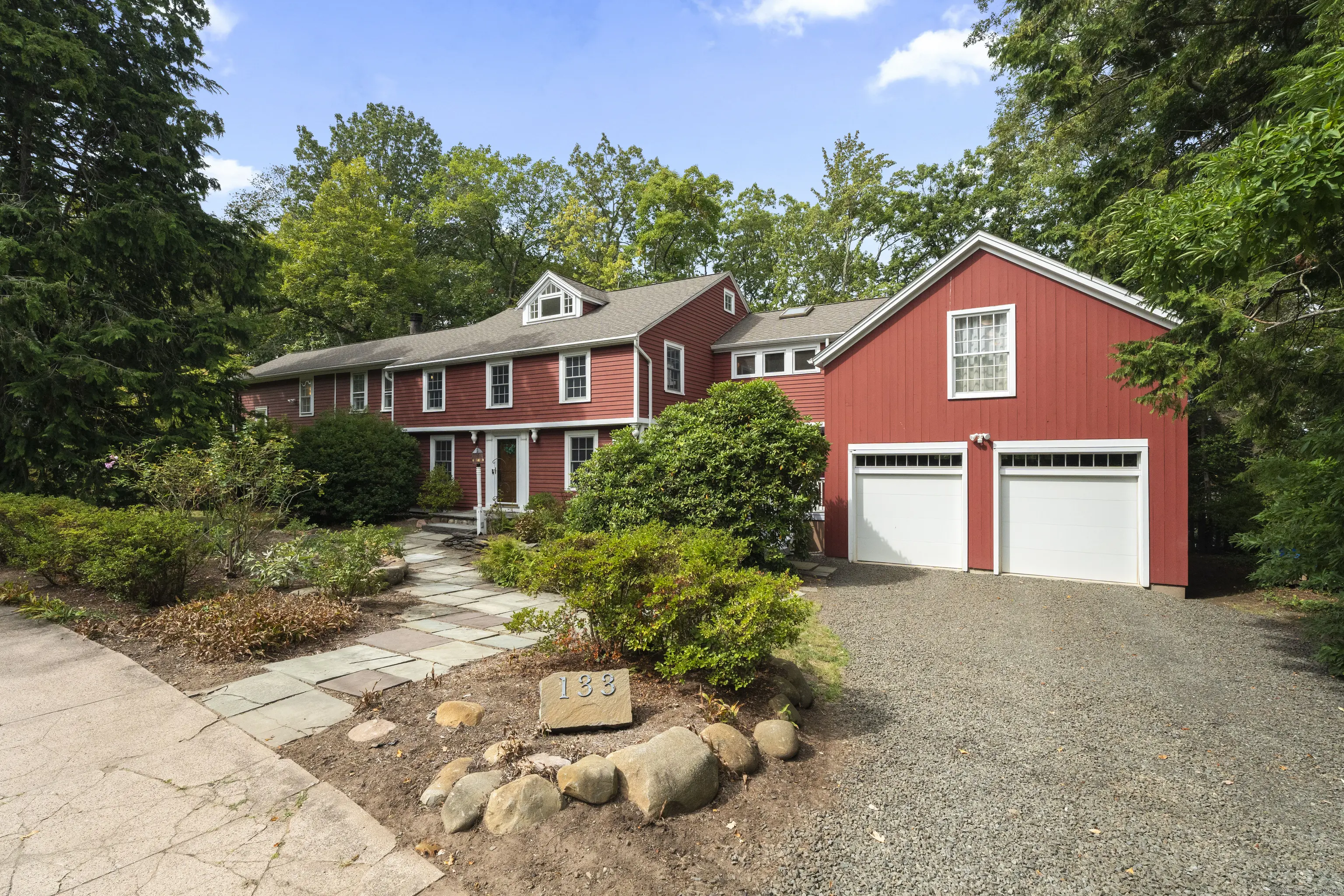 133 Blake Road, Hamden
