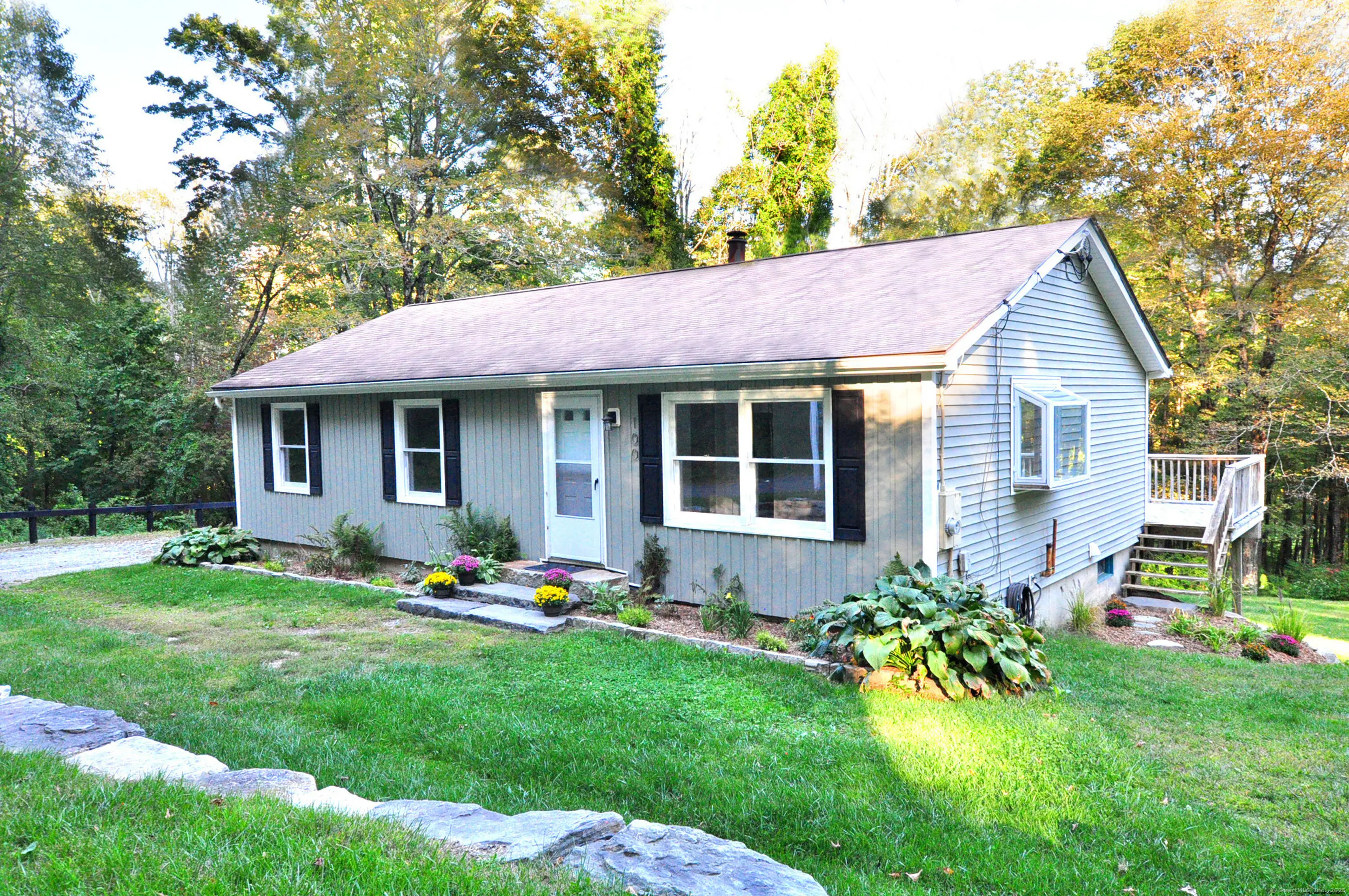 100 Bartholomew Hill Road, Goshen