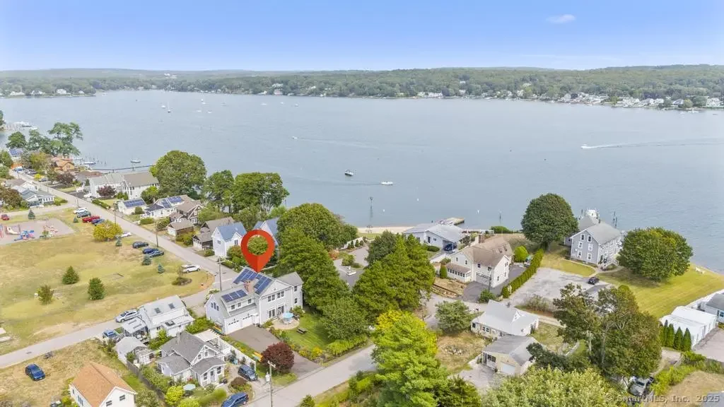 37 South Street, East Lyme