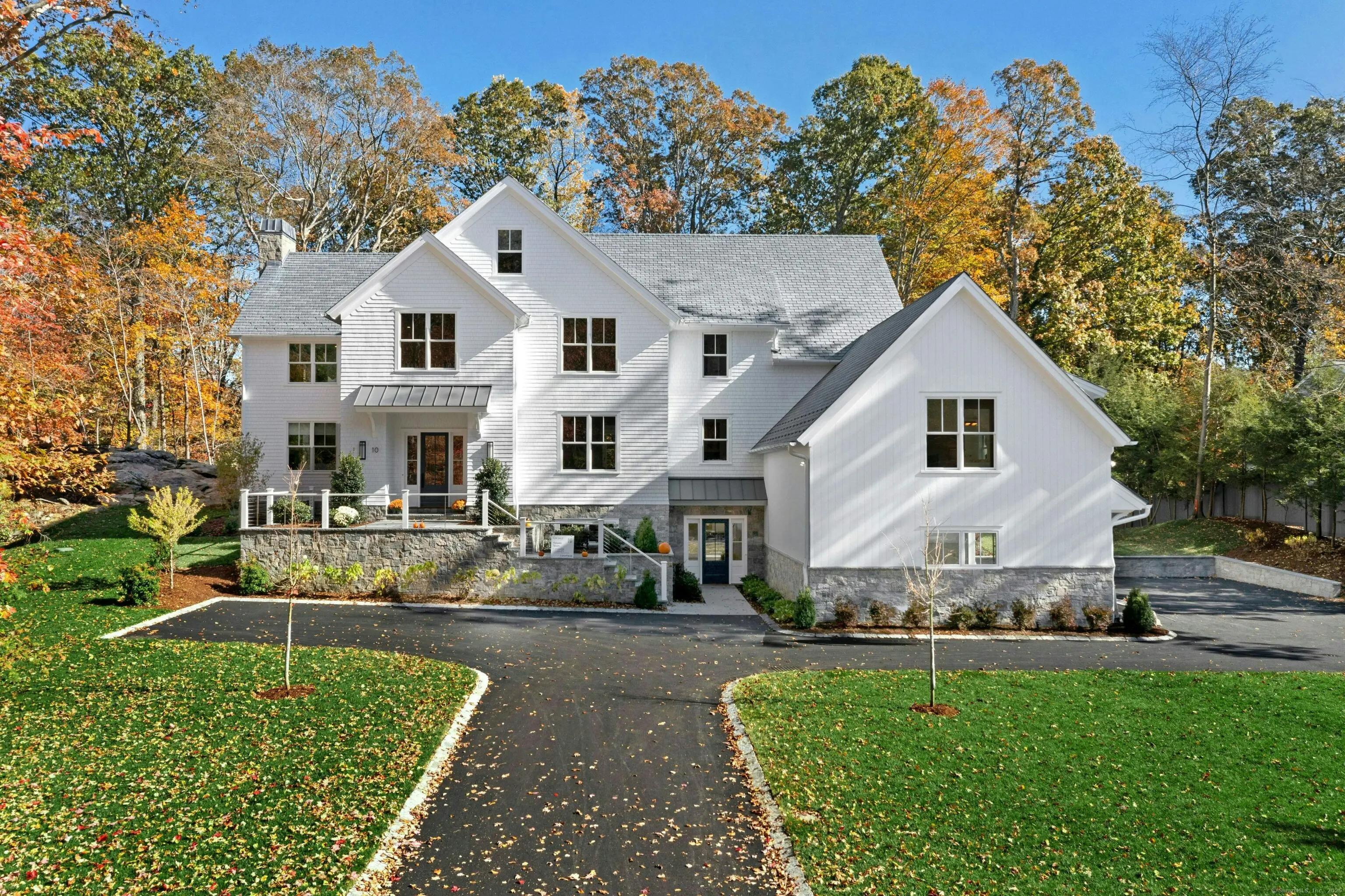 10 Stony Brook Road, Darien