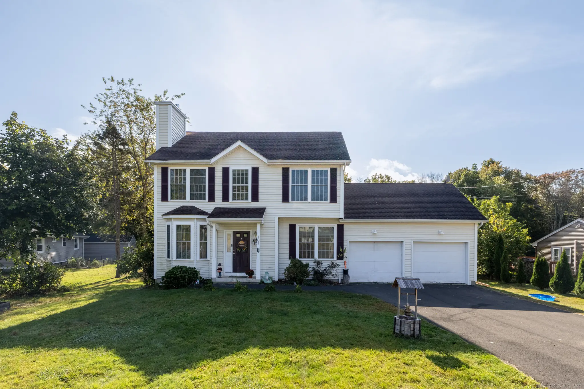 101 Riverside Drive, Vernon