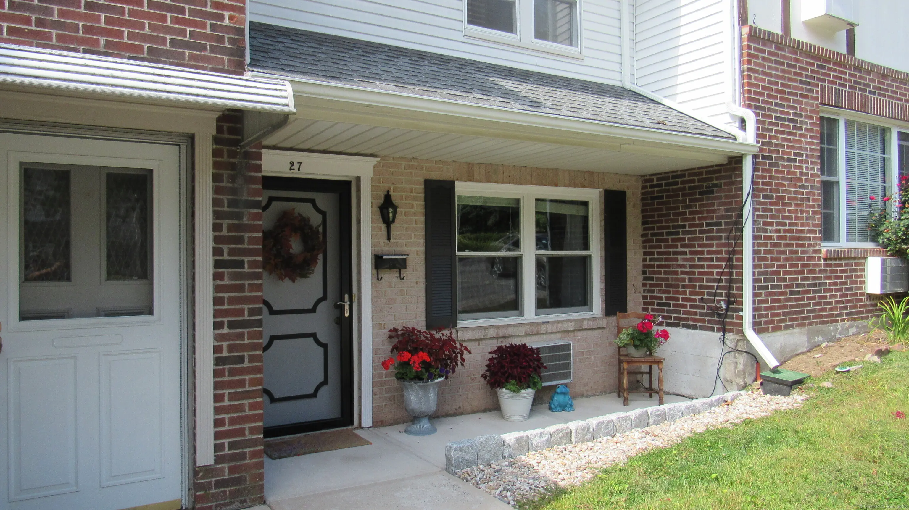 27 Surrey Lane 27, Torrington