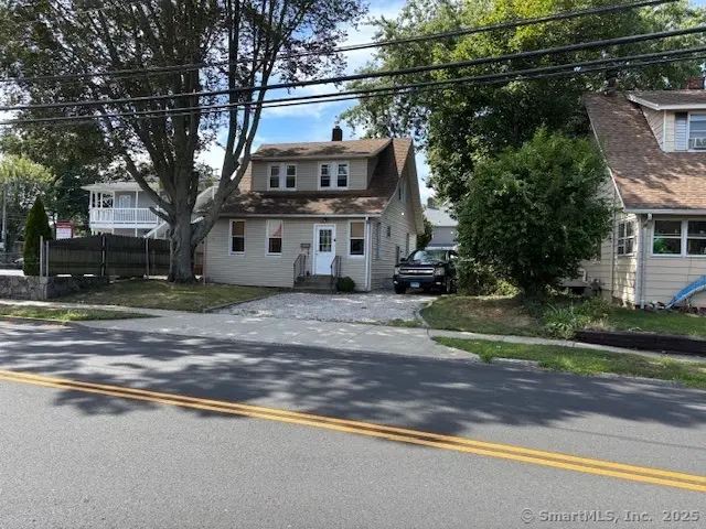 650 Milford Point Road, Milford