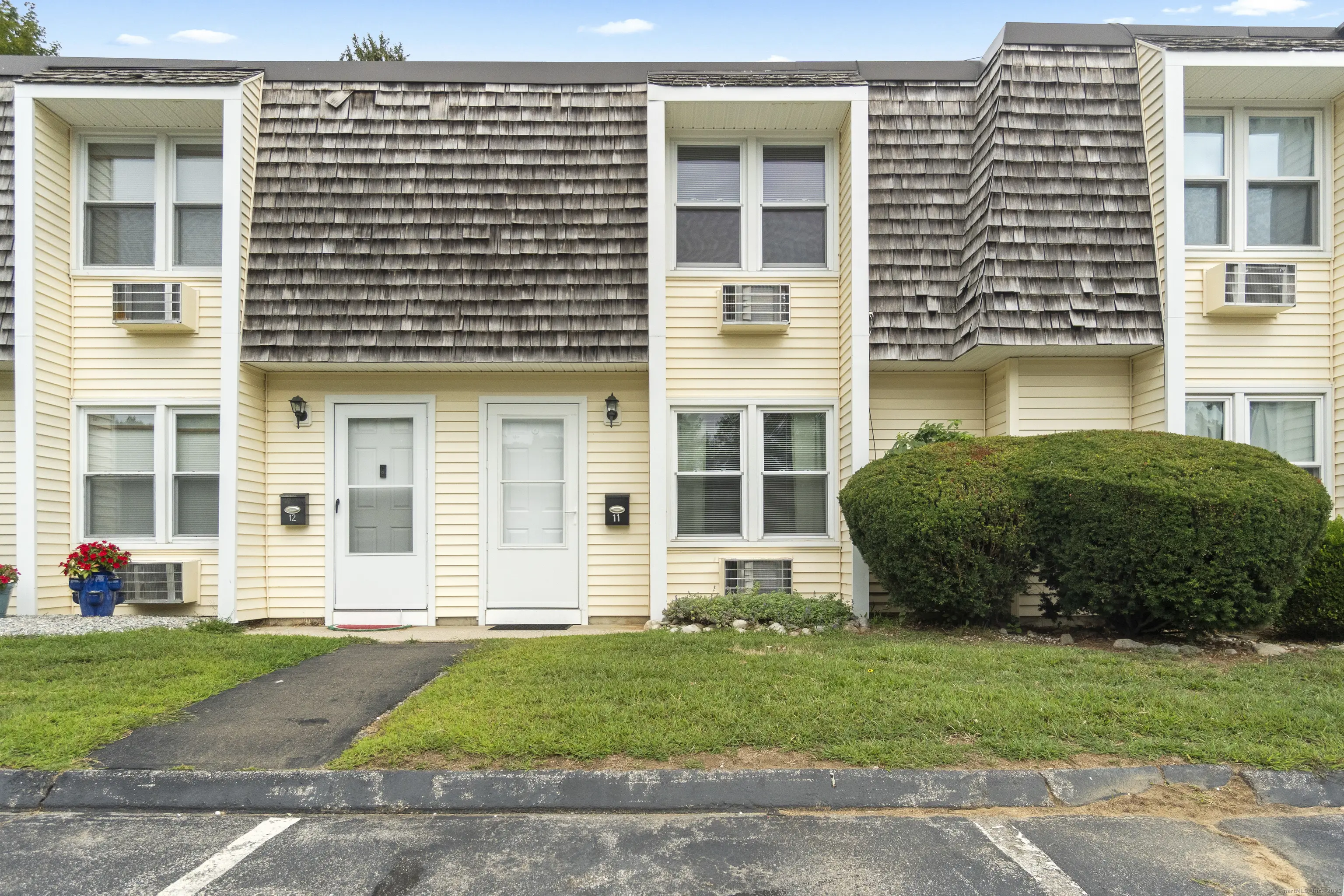 127 Black Point Road Apt 11, East Lyme