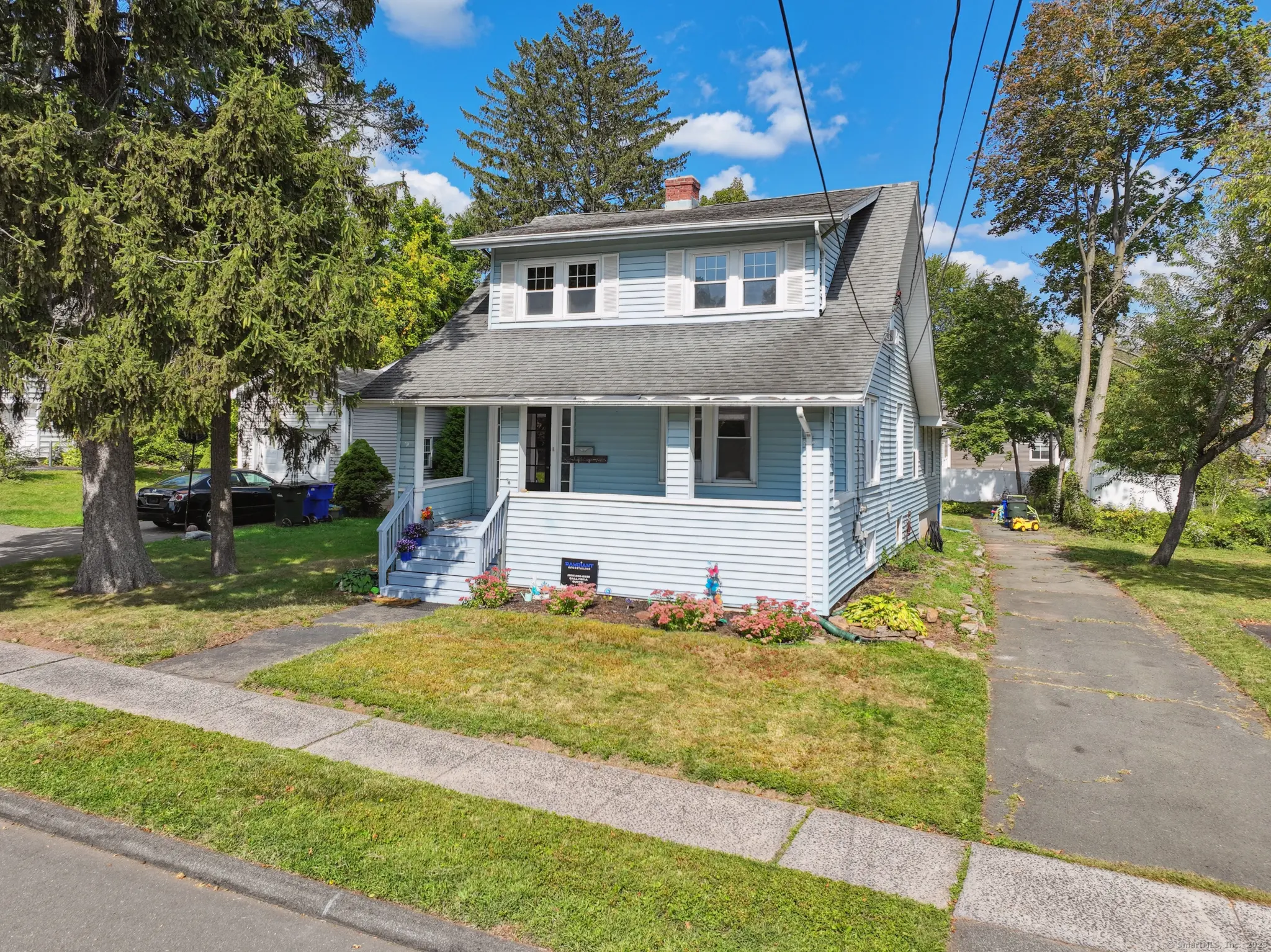 219 Crest Street, Wethersfield