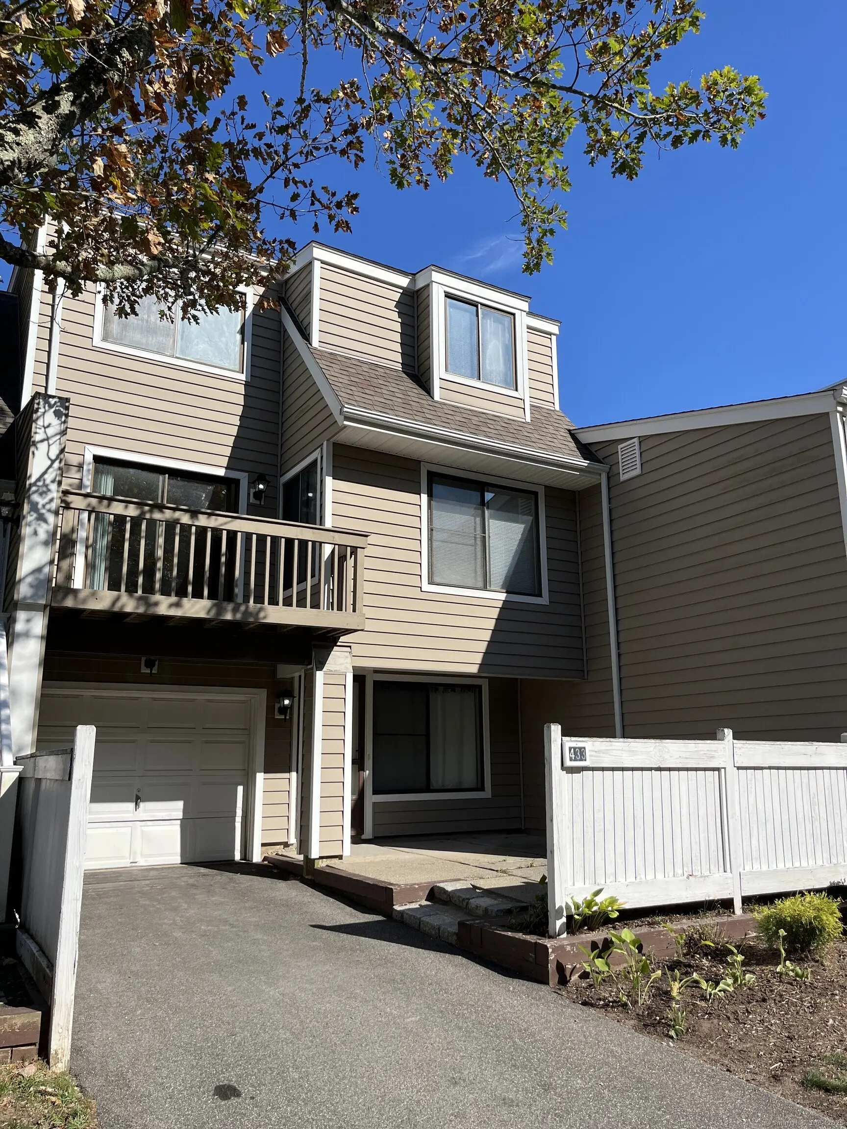 433 Thoreau Street 433, Branford