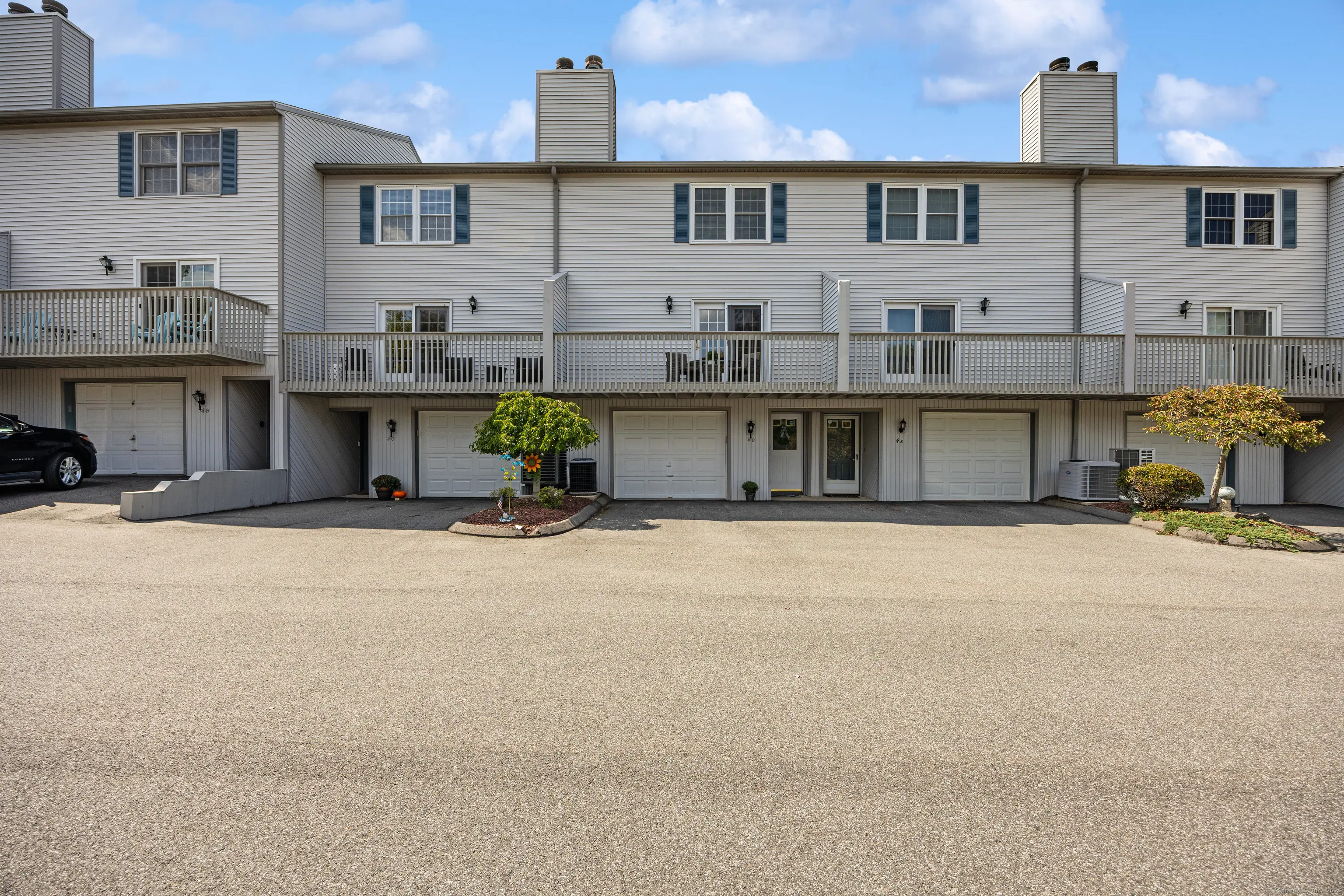 20 Wolf Hill Road 4d, Wolcott