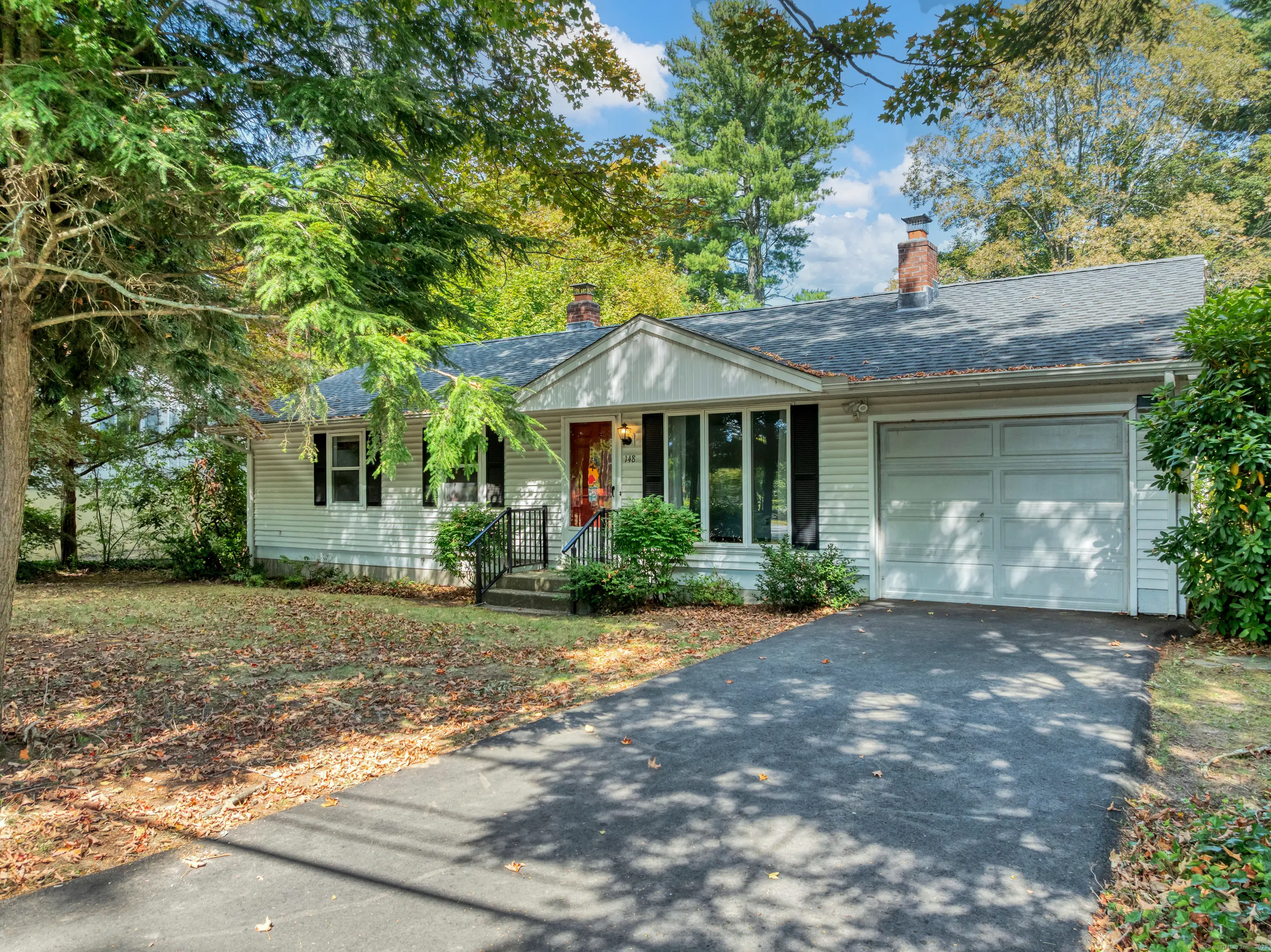 148 Glenwood Road, Clinton